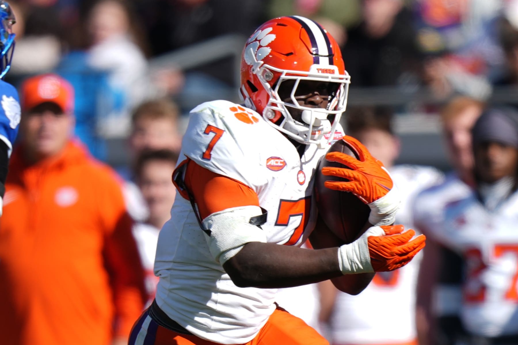 JACKSONVILLE, FL - DECEMBER 29: Clemson Tigers running back Phil Mafah (7) runs after a catch during the TaxSlayer Gator Bowl between the Clemson Tigers and the Kentucky Wildcats on Friday, December 29, 2023 at EverBank Stadium, Jacksonville, Fla. (Photo by Peter Joneleit/Icon Sportswire via Getty Images)