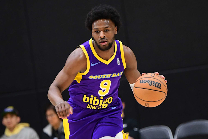 Bronny James Thrills NBA Fans with 30 Points Despite G League Lakers Loss to Suns News Scores Highlights Stats and Rumors Bleacher Report