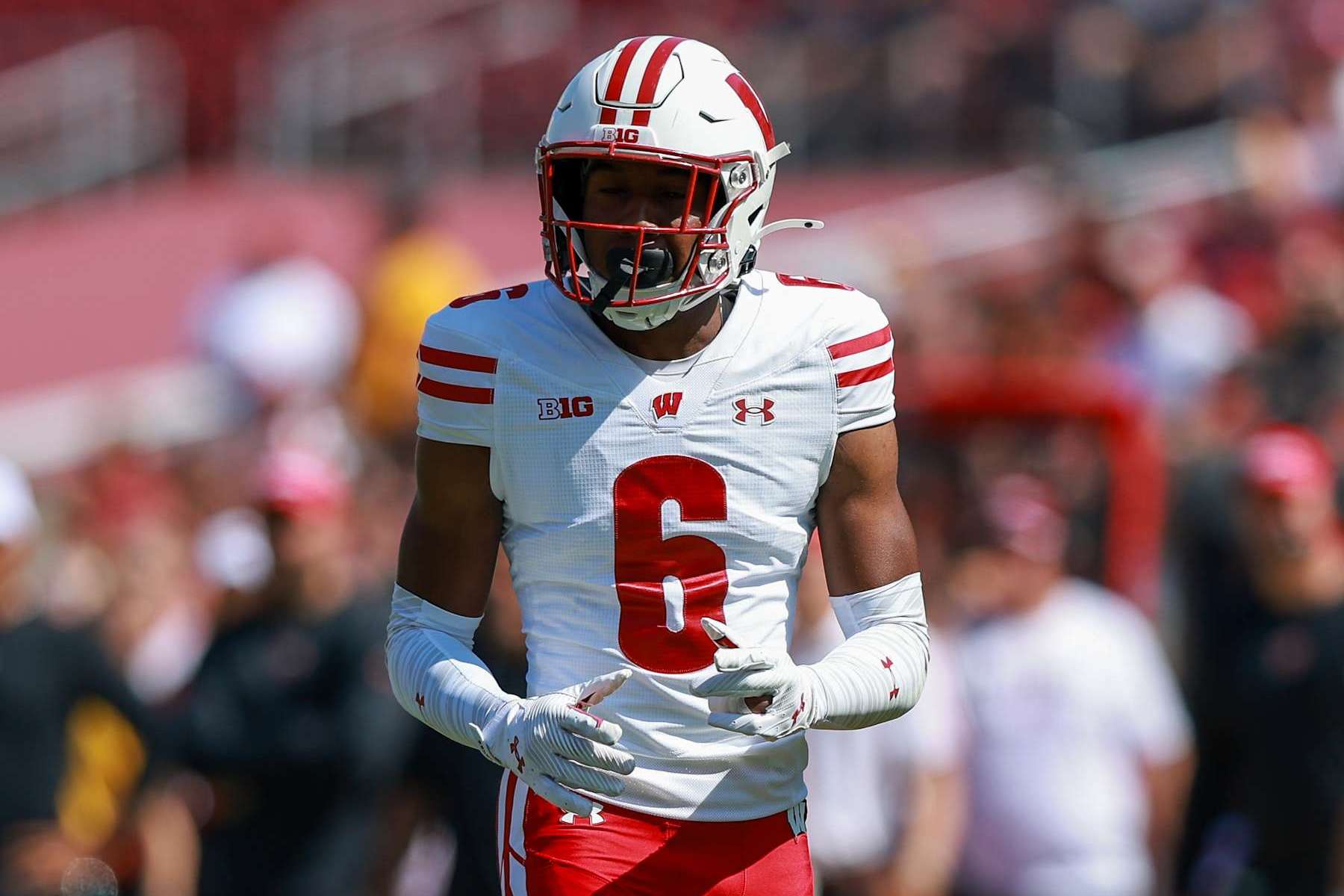 LOS ANGELES, CA - SEPTEMBER 28: Wisconsin Badgers cornerback Xavier Lucas (6) lines up during a college football game between the Wisconsin Badgers against the USC Trojans on September 28, 2024, at United Airlines Field at The Los Angeles Memorial Coliseum in Los Angeles, CA. (Photo by Jordon Kelly/Icon Sportswire via Getty Images)