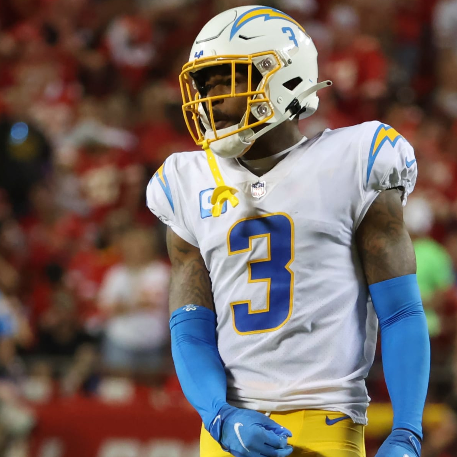 A new trend? Top prospect Derwin James reportedly refused pre