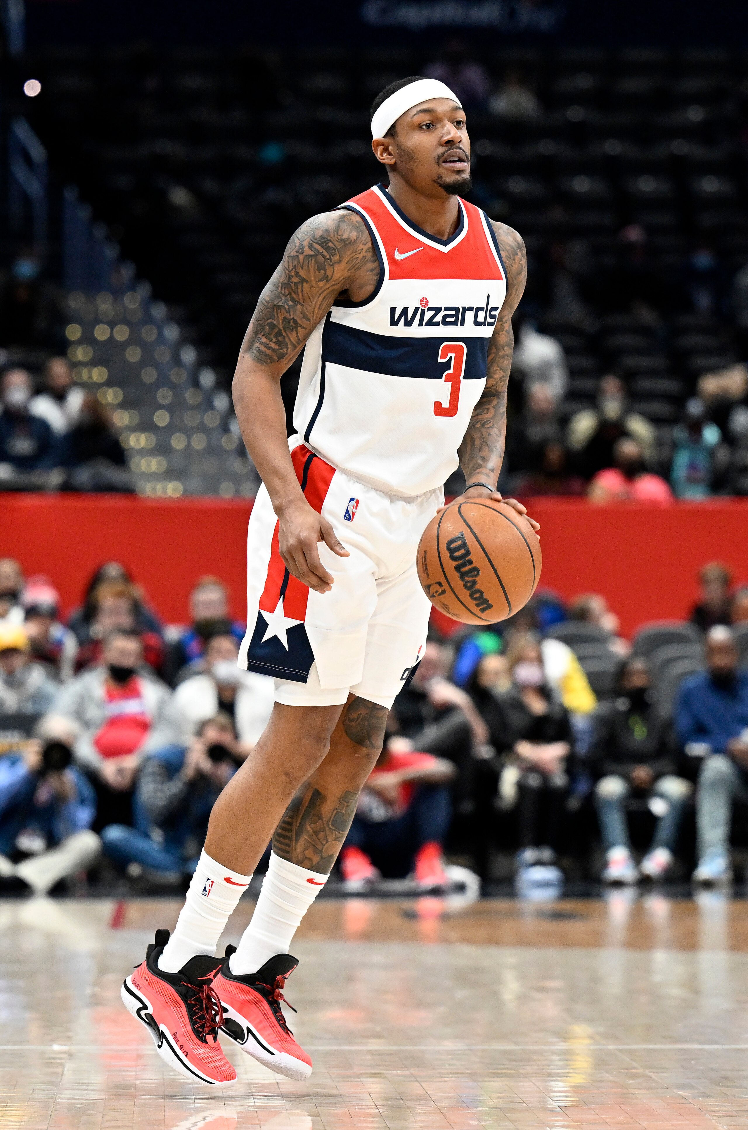 WASHINGTON, DC - JANUARY 25: Bradley Beal #3 of the Washington Wizards handles the ball against the LA Clippers at Capital One Arena on January 25, 2022 in Washington, DC. NOTE TO USER: User expressly acknowledges and agrees that, by downloading and or using this photograph, User is consenting to the terms and conditions of the Getty Images License Agreement.  (Photo by G Fiume/Getty Images)