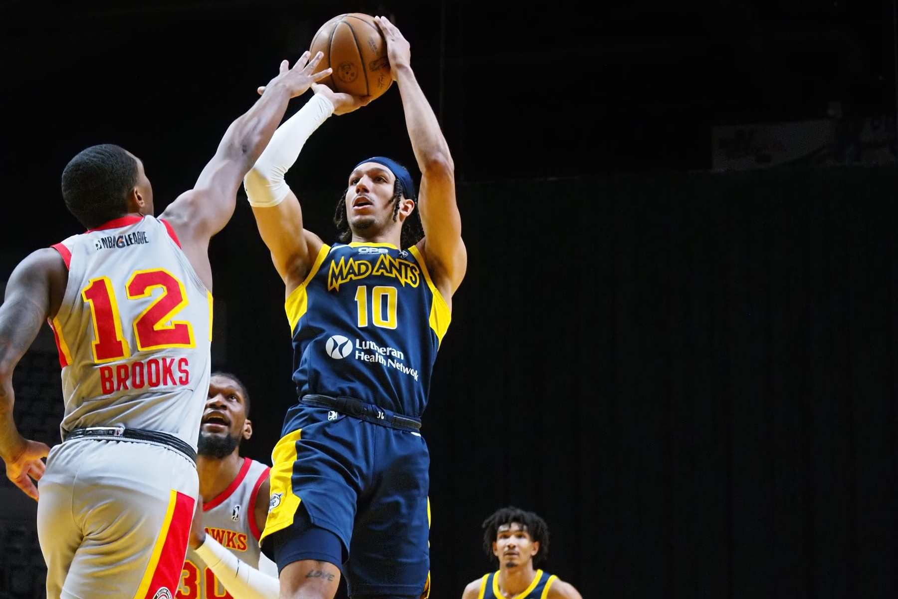 Kendall Brown, Indiana Pacers