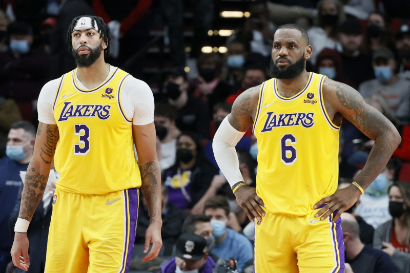 Nba lakers players online