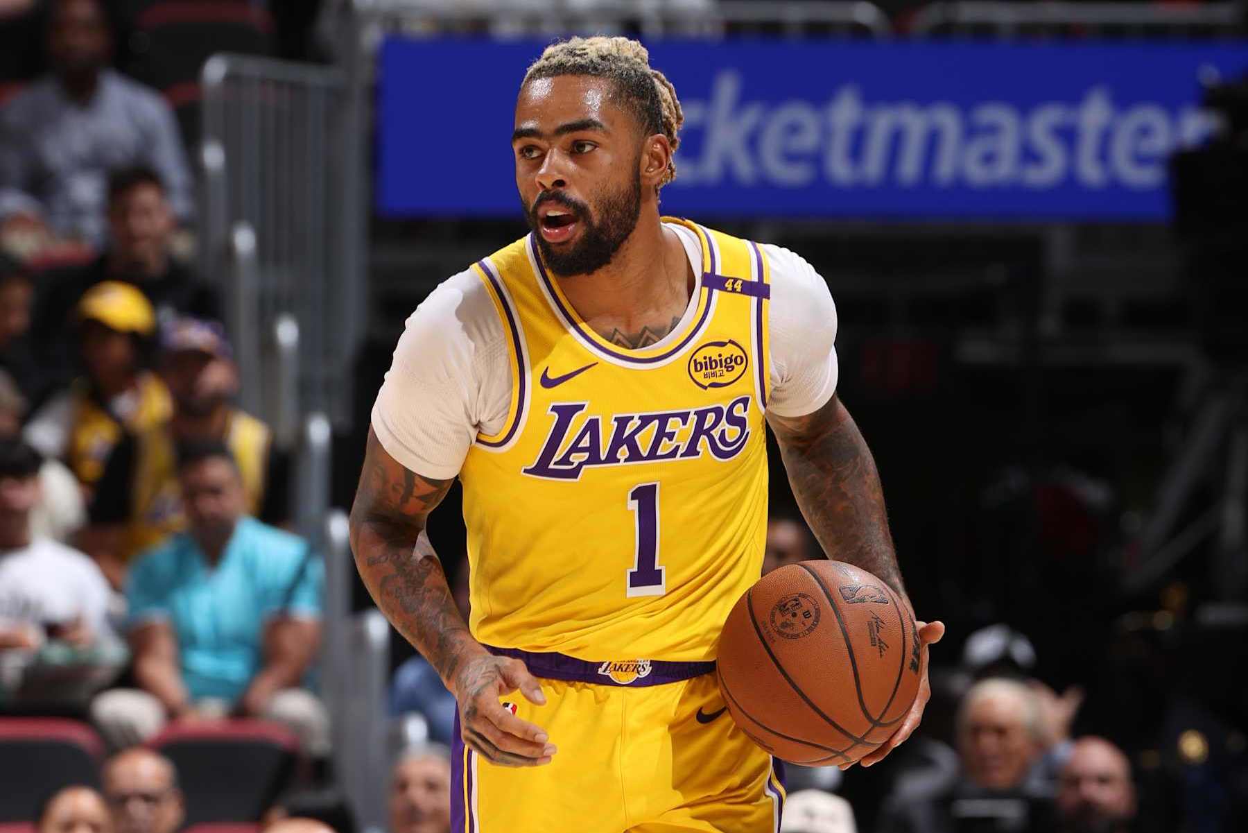 MIAMI, FL - DECEMBER 4:  D'Angelo Russell #1 of the Los Angeles Lakers handles the ball during the game against the Miami Heat on December 4, 2024 at Kaseya Center in Miami, Florida. NOTE TO USER: User expressly acknowledges and agrees that, by downloading and or using this Photograph, user is consenting to the terms and conditions of the Getty Images License Agreement. Mandatory Copyright Notice: Copyright 2024 NBAE (Photo by Joe Murphy/NBAE via Getty Images)