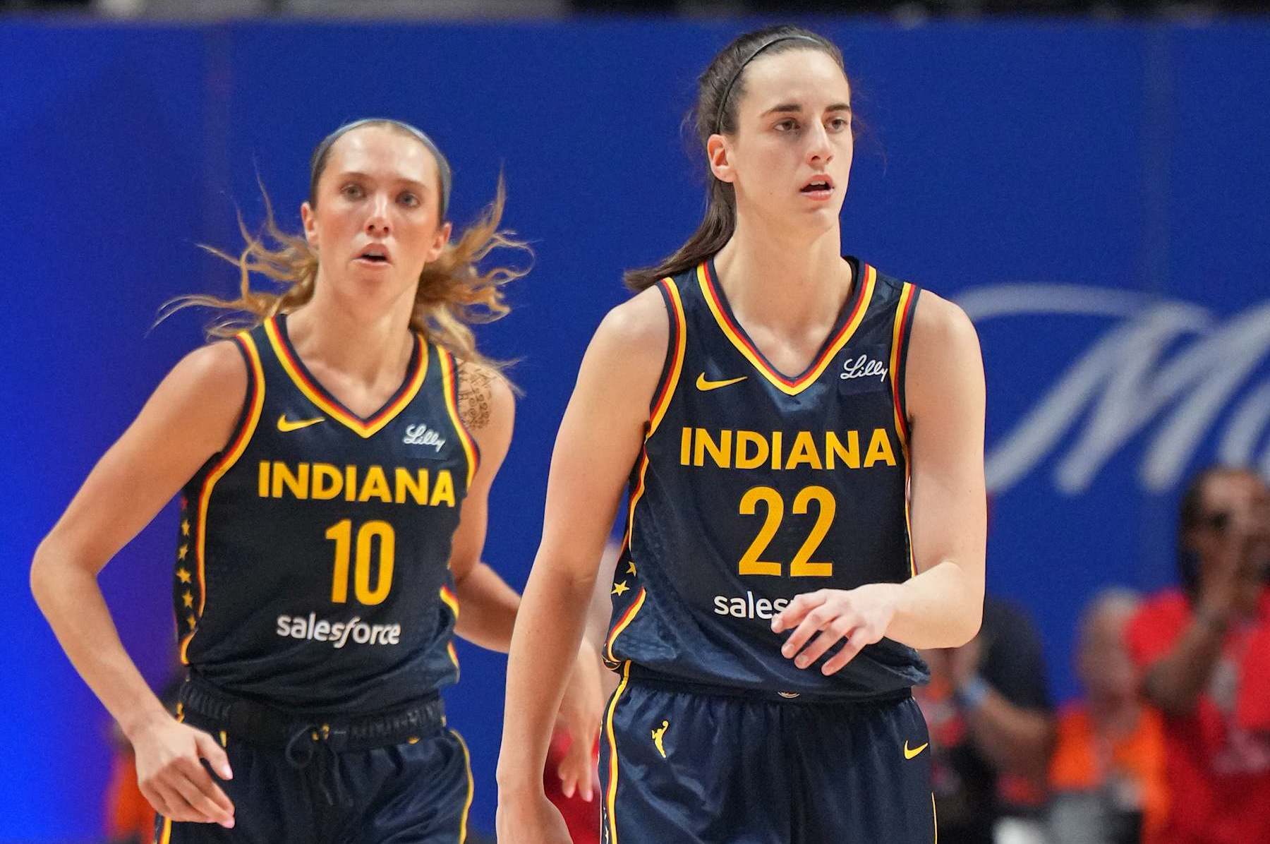 UNCASVILLE, CT - SEPTEMBER 22: Caitlin Clark #22 of the Indiana Fever looks on during the game against the Connecticut Sun during round one game one of the 2024 WNBA Playoffs on September 22, 2024 at the Mohegan Sun Arena in Uncasville, Connecticut. NOTE TO USER: User expressly acknowledges and agrees that, by downloading and or using this photograph, User is consenting to the terms and conditions of the Getty Images License Agreement. Mandatory Copyright Notice: Copyright 2024 NBAE (Photo by Jesse D. Garrabrant/NBAE via Getty Images)