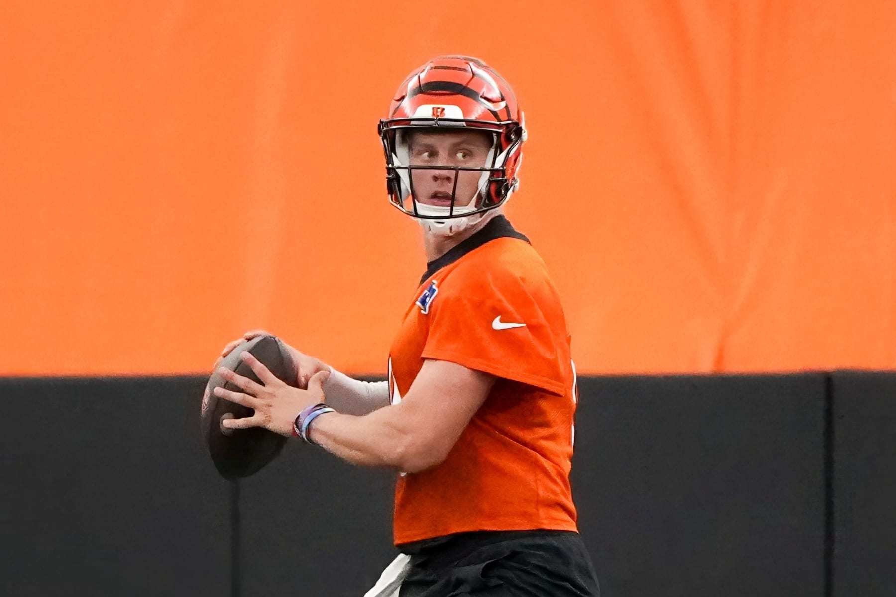 CINCINNATI, OHIO - JUNE 12: Joe Burrow #9 of the Cincinnati Bengals participates in a drill during mandatory minicamp at the IEL Indoor Facility on June 12, 2024 in Cincinnati, Ohio. (Photo by Dylan Buell/Getty Images)