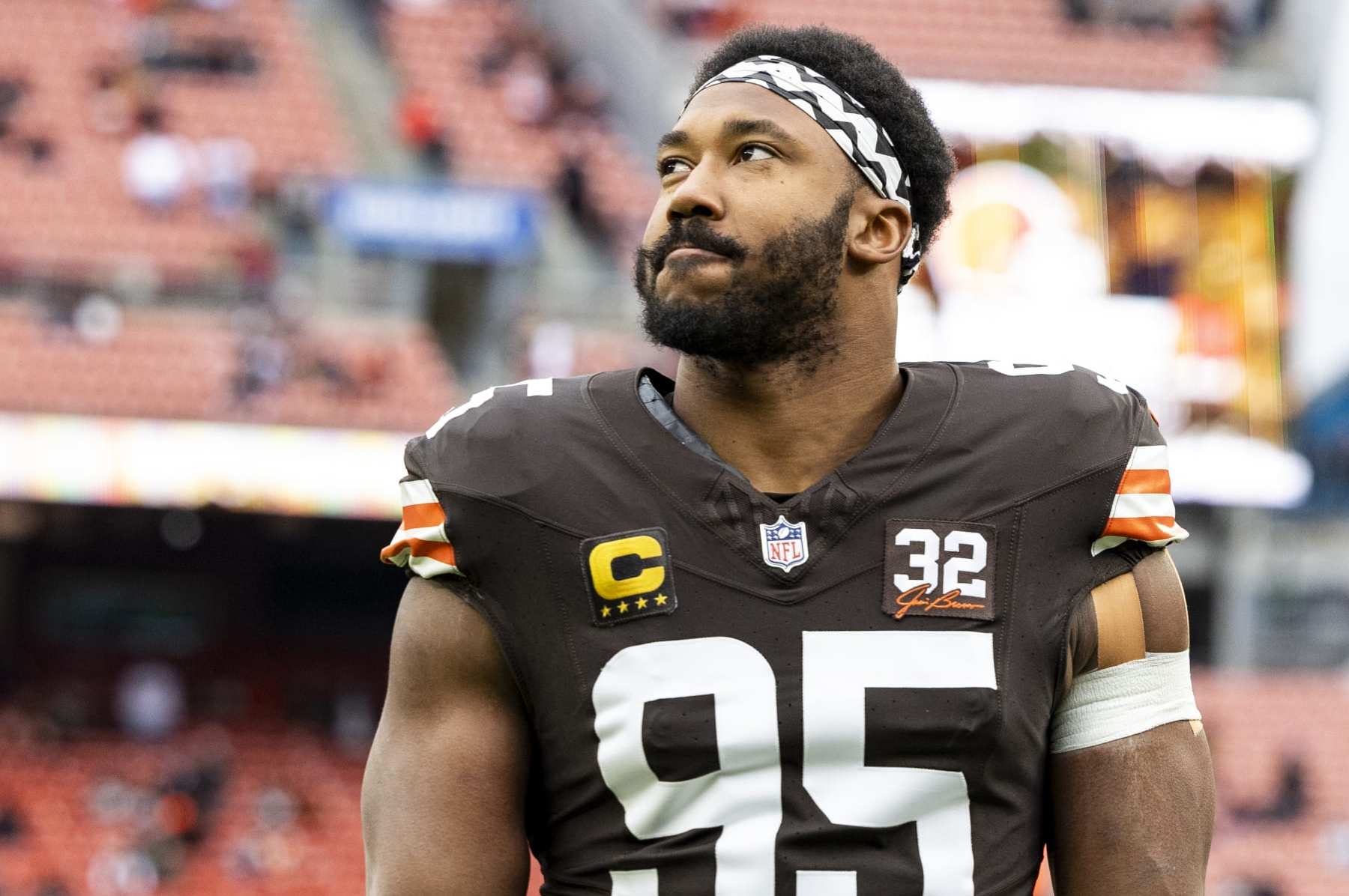 CLEVELAND, OHIO - DECEMBER 10: Myles Garrett #95 of the Cleveland Browns warms up before the game against the Jacksonville Jaguars at Cleveland Browns Stadium on December 10, 2023 in Cleveland, Ohio. The Browns beat the Jaguars 31-27. (Photo by Lauren Leigh Bacho/Getty Images)