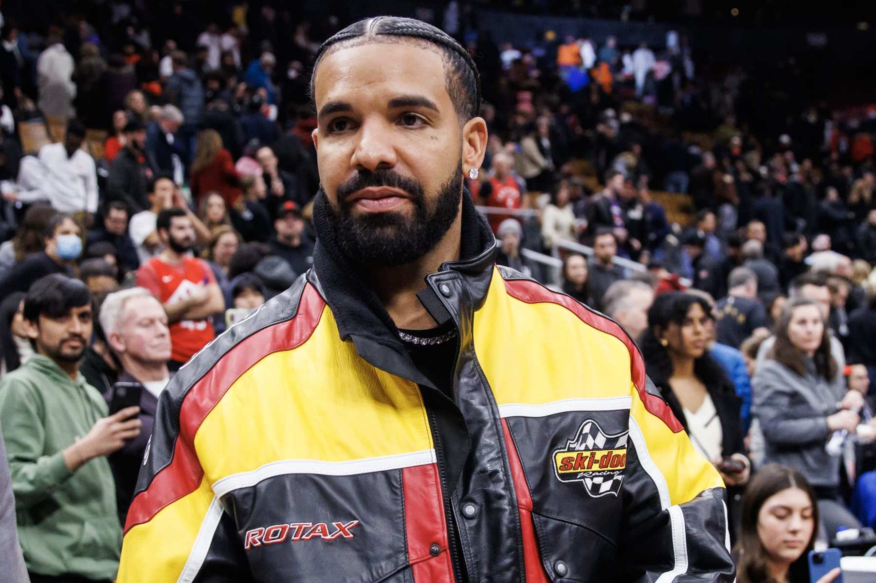 TORONTO, ON - DECEMBER 27: Rapper Drake leaves the court following the NBA game between the Toronto Raptors and the LA Clippers at Scotiabank Arena on December 27, 2022 in Toronto, Canada. NOTE TO USER: User expressly acknowledges and agrees that, by downloading and or using this photograph, User is consenting to the terms and conditions of the Getty Images License Agreement. (Photo by Cole Burston/Getty Images)