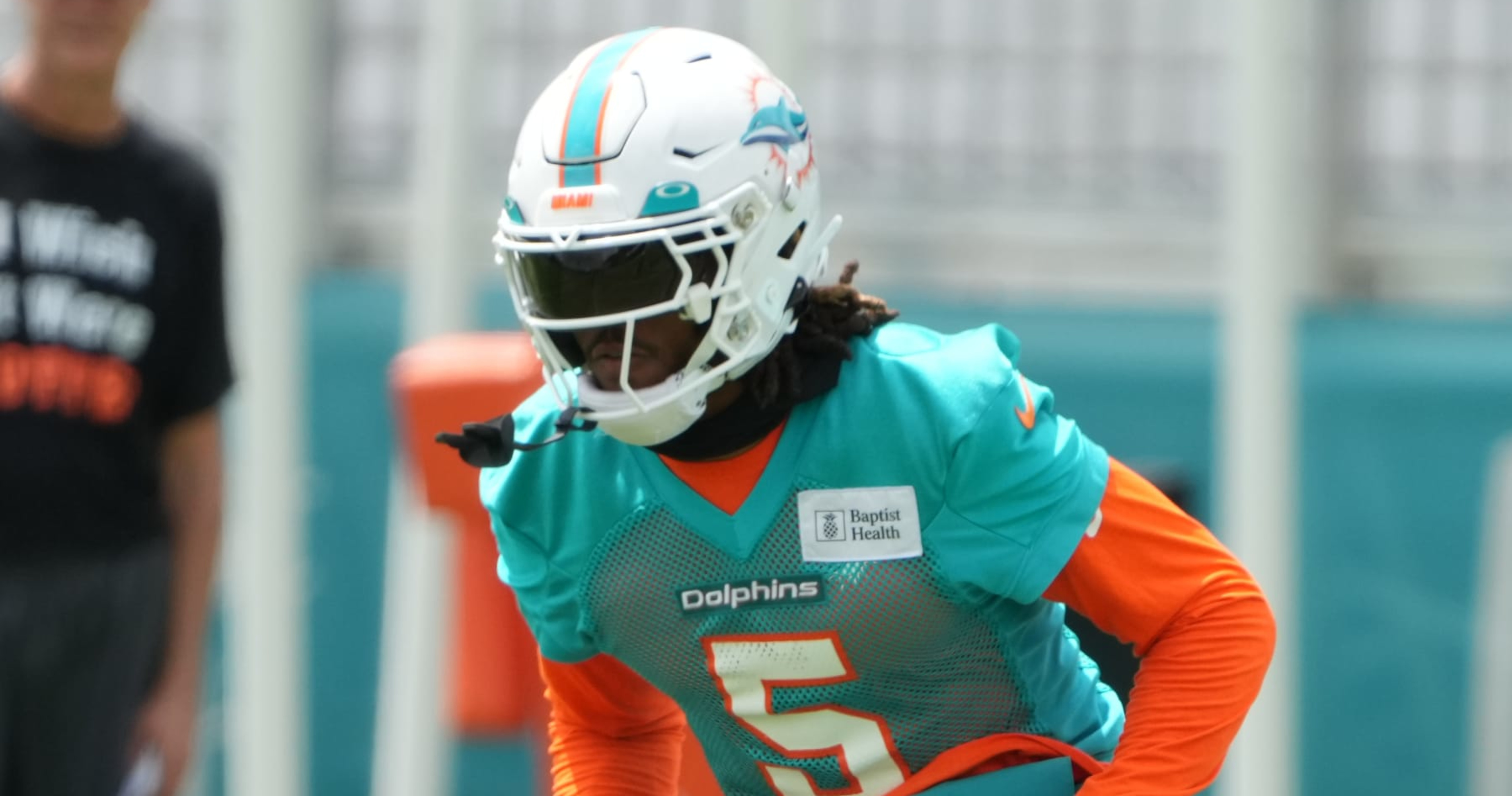 Dolphins CB Jalen Ramsey to begin practicing, Sports