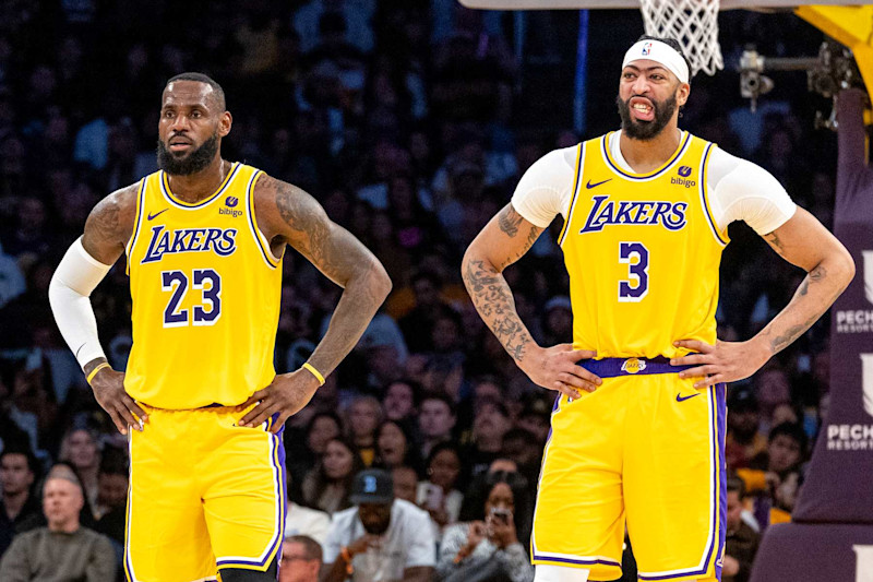 Lebron james lakers top store