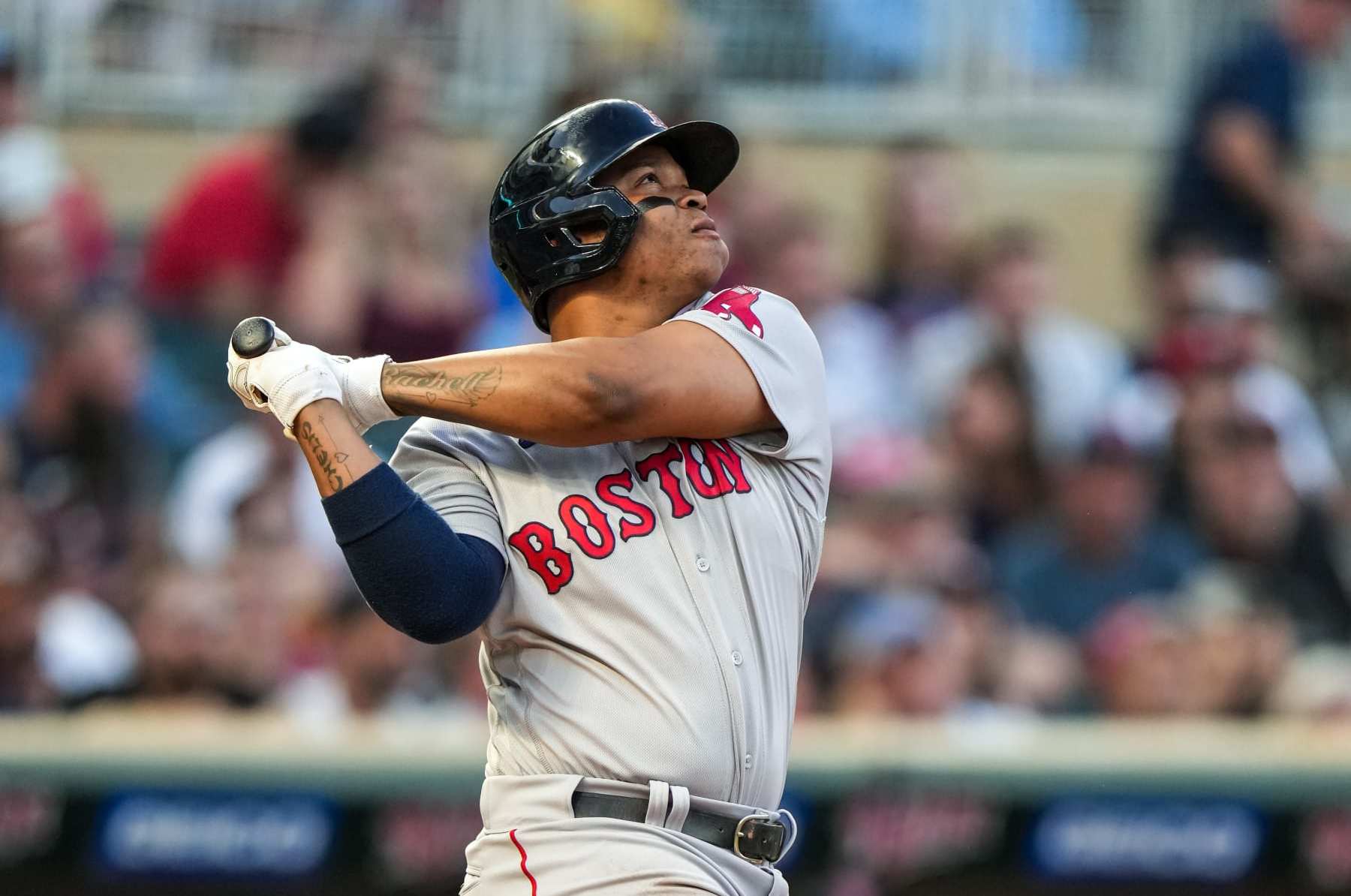 Arroyo has three RBIs in return, Red Sox beat Guardians 6-3