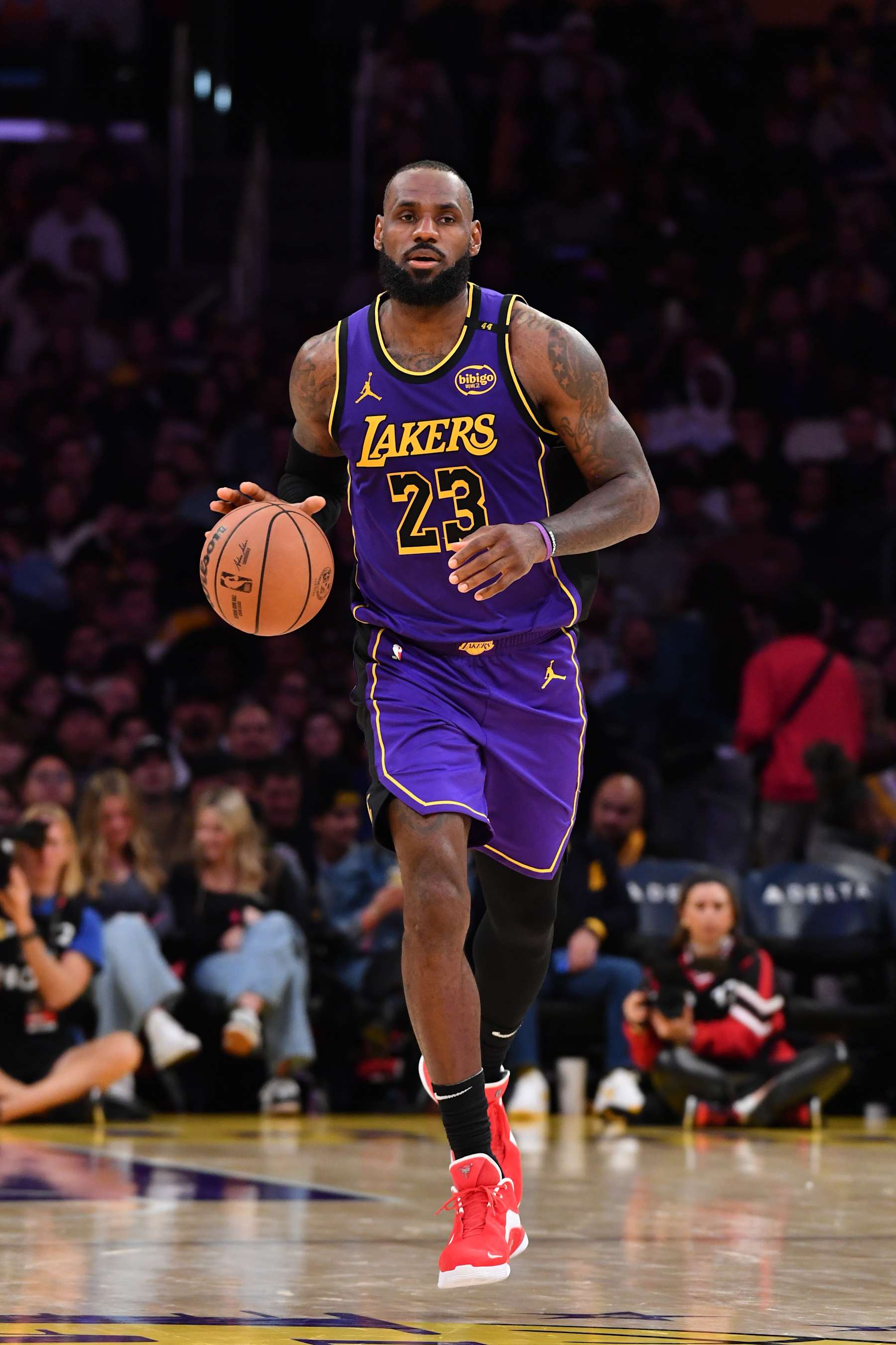 レイカーズ ユニフォーム LeBronJAMES ロサンゼルス・レイカーズ Nike アイコンエディションスウィング