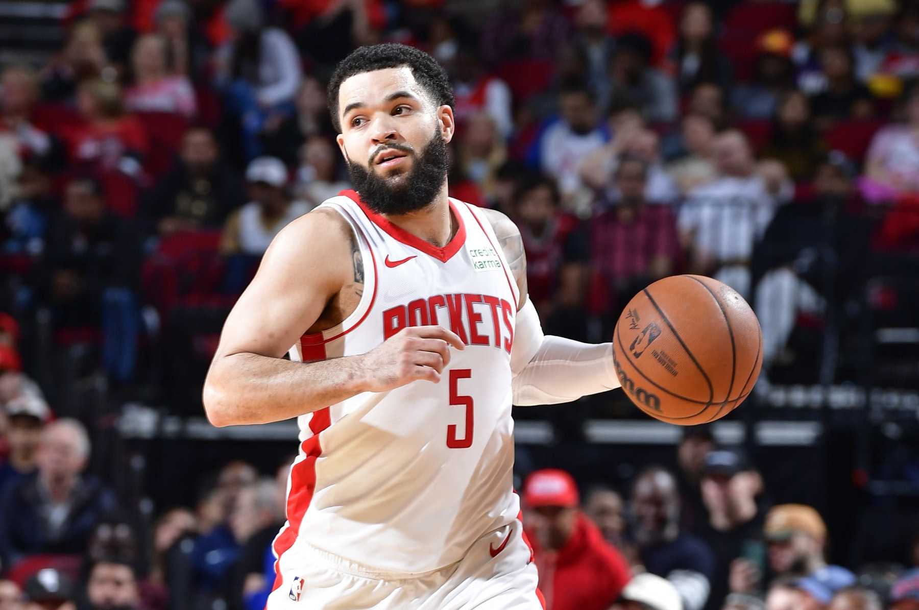 HOUSTON, TX - JANUARY 31:  Fred VanVleet #5 of the Houston Rockets dribbles the ball during the game against the New Orleans Pelicans on January 31, 2024 at the Toyota Center in Houston, Texas. NOTE TO USER: User expressly acknowledges and agrees that, by downloading and or using this photograph, User is consenting to the terms and conditions of the Getty Images License Agreement. Mandatory Copyright Notice: Copyright 2024 NBAE (Photo by Logan Riely/NBAE via Getty Images)