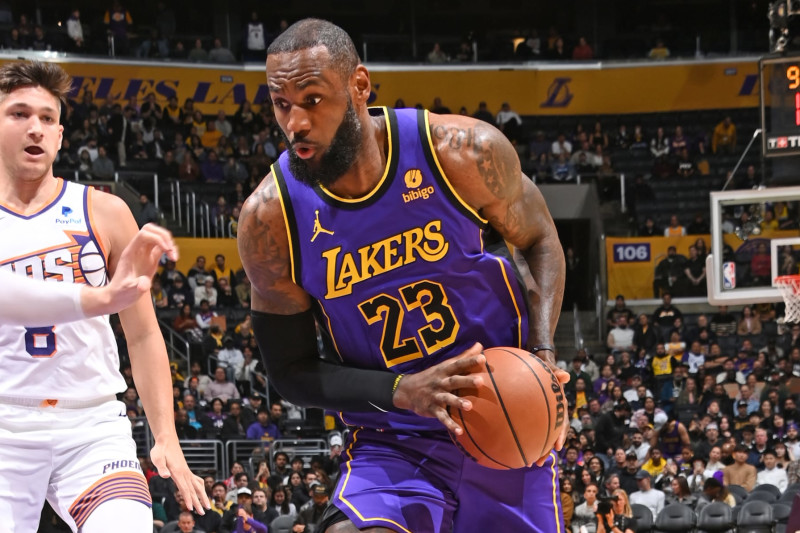 LeBron James Lakers Trolled by Fans for Blowout vs. Kevin Durant Bradley Beal Suns News Scores Highlights Stats and Rumors Bleacher Report