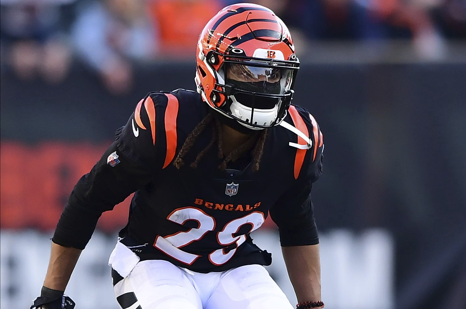 Cincinnati Bengals cornerback Vernon Hargreaves III (29) lines up for a  play during an NFL football game against the Cleveland Browns, Sunday, Jan.  9, 2022, in Cleveland. (AP Photo/Kirk Irwin Stock Photo - Alamy