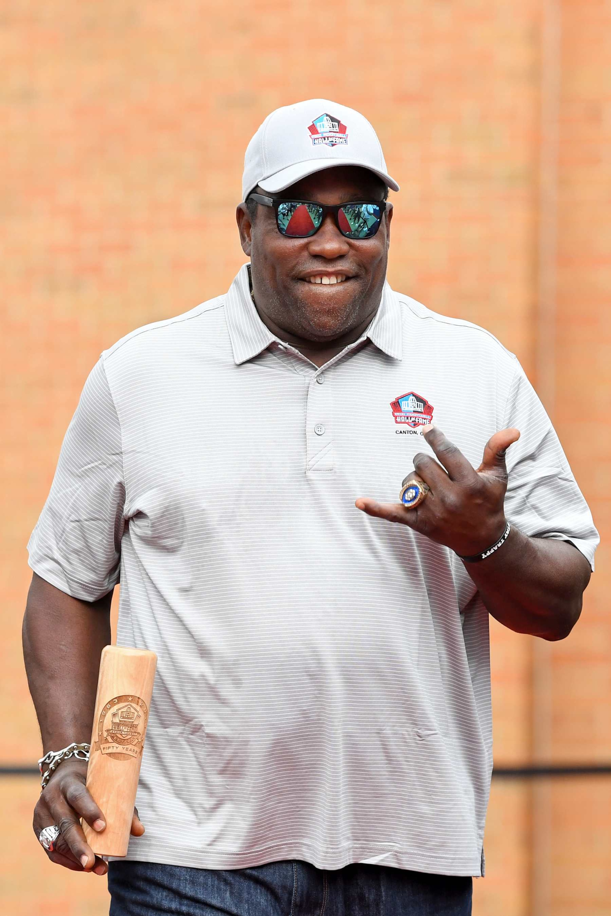 CANTON, OH - AUGUST 06: Hall of Fame defensive tackle Warren Sapp is introduced prior to the Pro Football Hall of Fame Enshrinement on August 06, 2022 in Canton, Ohio. (Photo by Nick Cammett/Diamond Images via Getty Images) CANTON, OH - AUGUST 06: Hall of Fame defensive tackle Warren Sapp is introduced prior to the Pro Football Hall of Fame Enshrinement on August 06, 2022 in Canton, Ohio. (Photo by Nick Cammett/Diamond Images via Getty Images)