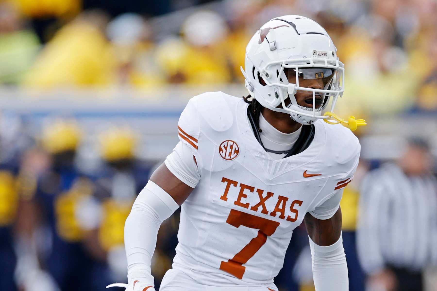 Broncos Set to Debut Top 2025 Draft Picks in Rookie Minicamp
