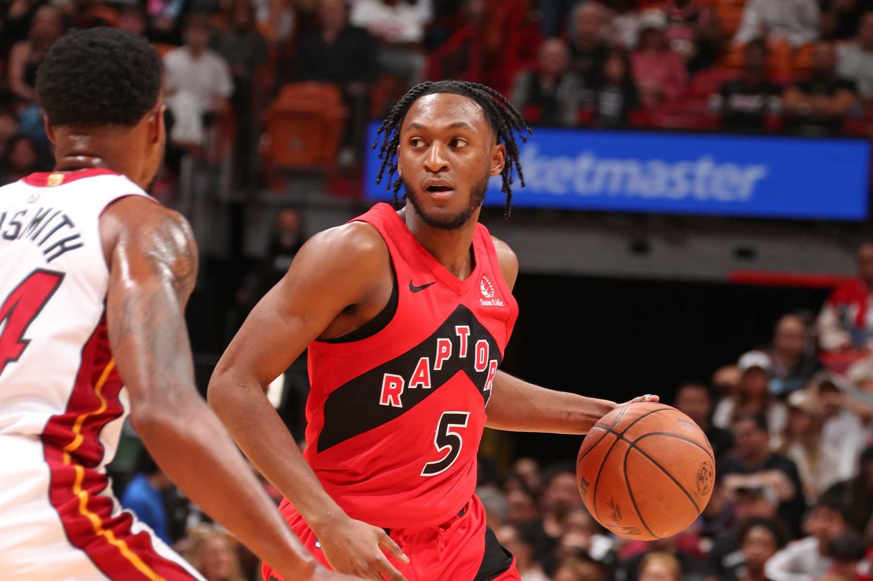MIAMI, FL - APRIL 12: Immanuel Quickley #5 of the Toronto Raptors dribbles the ball during the game against the Miami Heat on April 12, 2024 at Kaseya Center in Miami, Florida. NOTE TO USER: User expressly acknowledges and agrees that, by downloading and or using this Photograph, user is consenting to the terms and conditions of the Getty Images License Agreement. Mandatory Copyright Notice: Copyright 2024 NBAE (Photo by Issac Baldizon/NBAE via Getty Images)