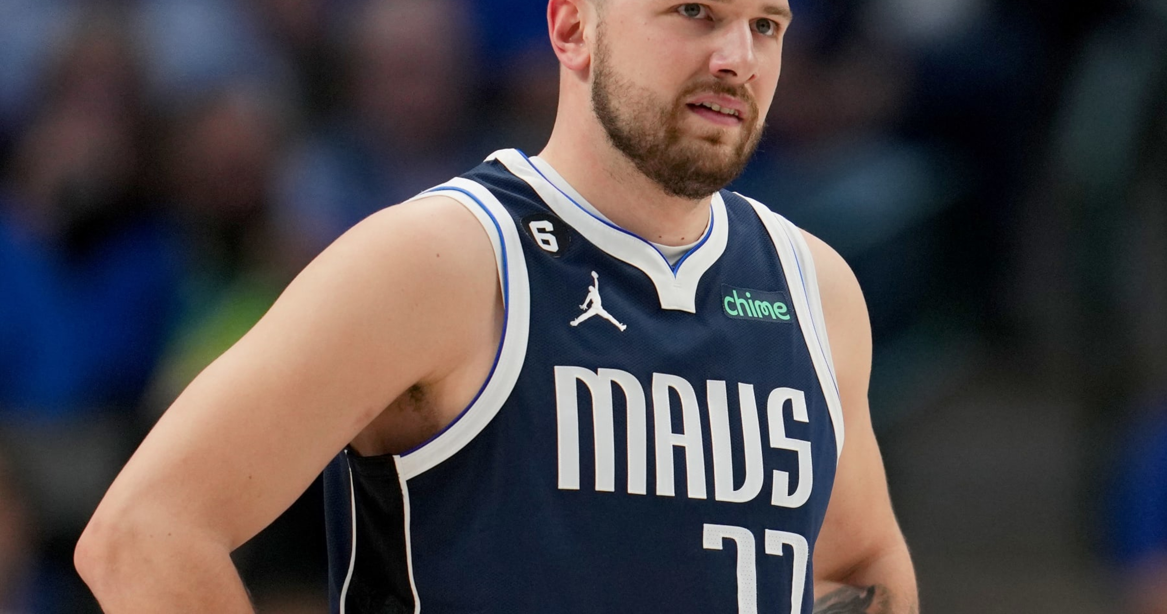 Luka doncic flirts with referee