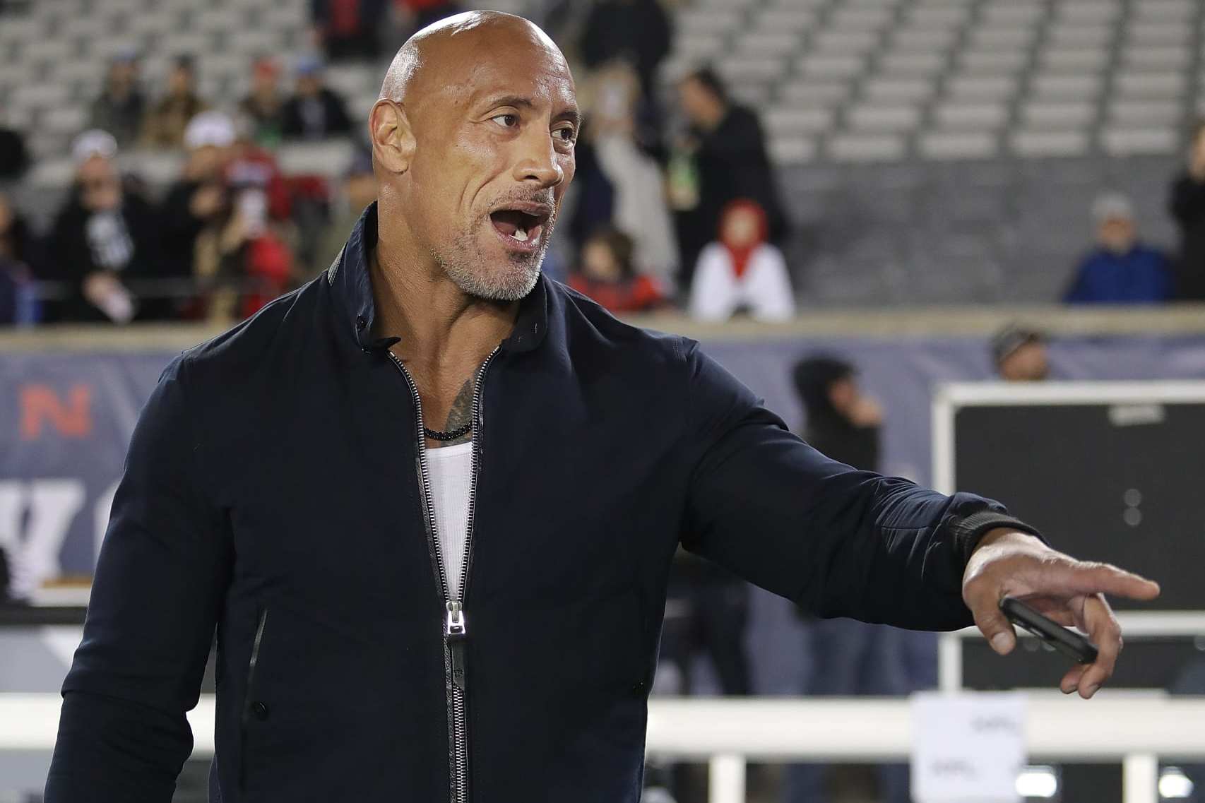 Dwayne The Rock Johnson é ex-campeão da WWE - Purebreak