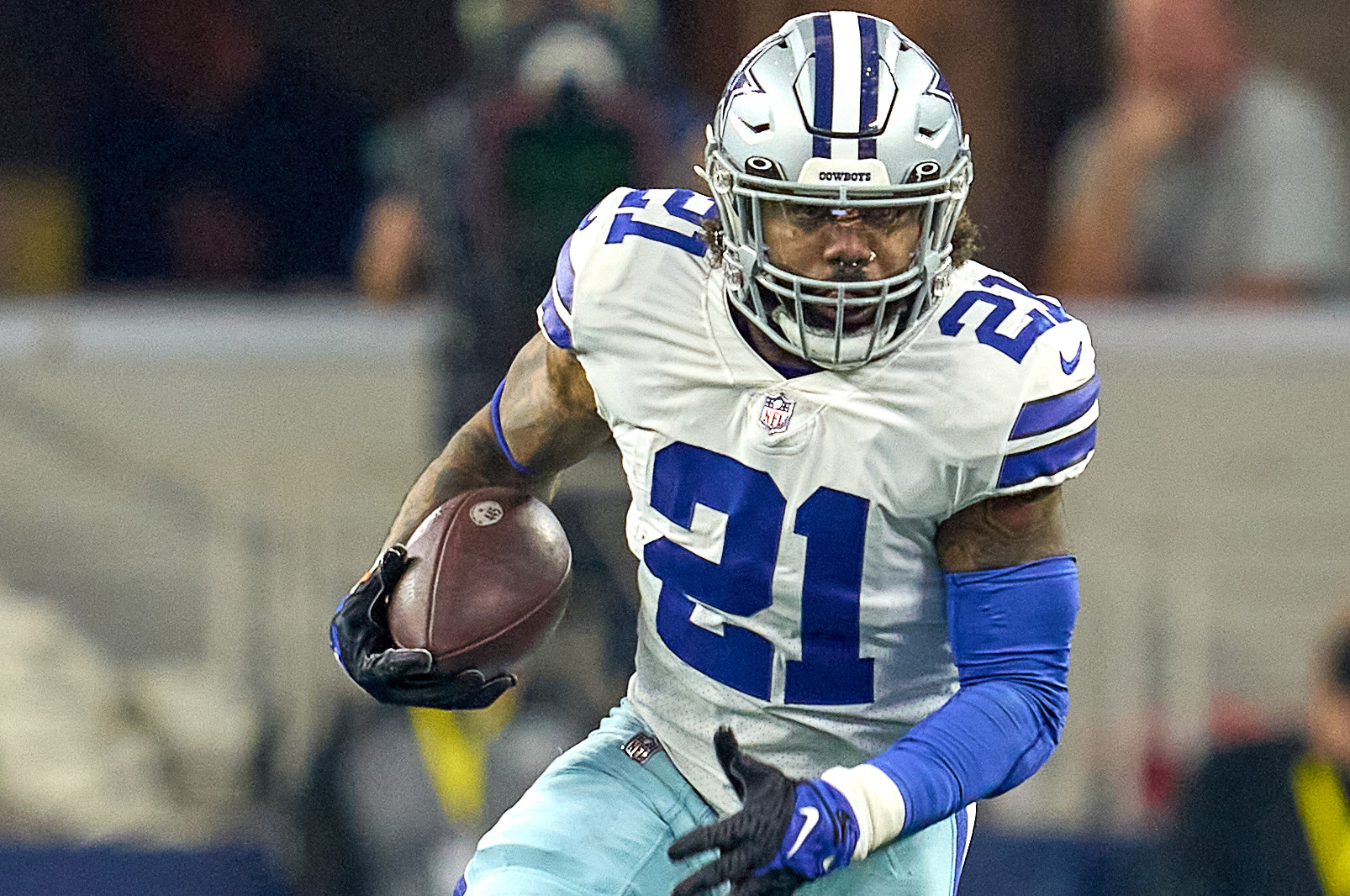 Is Cowboys' Ezekiel Elliott still a top 10 RB? NFL executives, coaches,  players weigh in