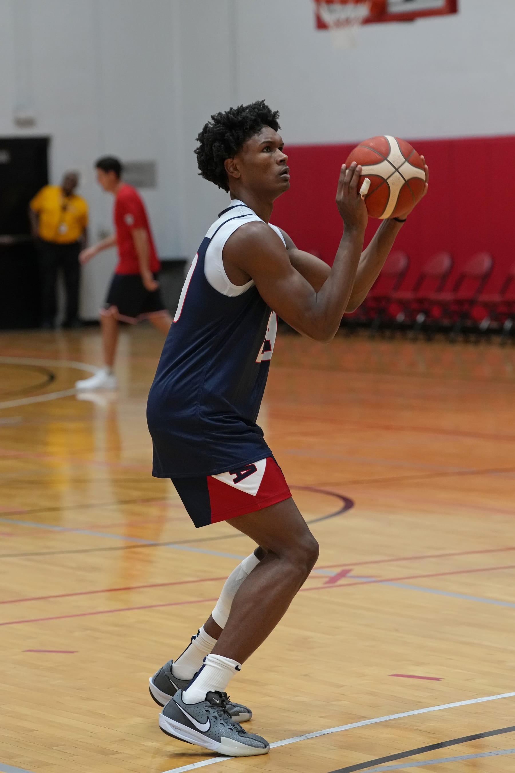 LAS VEGAS, NV - JULY 7: Amen Thompson #29 of the USA Basketball Men's Team shoots the ball during USAB Men's Training Camp in Las Vegas on July 7, 2024 in Las Vegas Nevada. NOTE TO USER: User expressly acknowledges and agrees that, by downloading and/or using this Photograph, user is consenting to the terms and conditions of the Getty Images License Agreement. Mandatory Copyright Notice: Copyright 2024 NBAE (Photo by Joe Amati/NBAE via Getty Images)