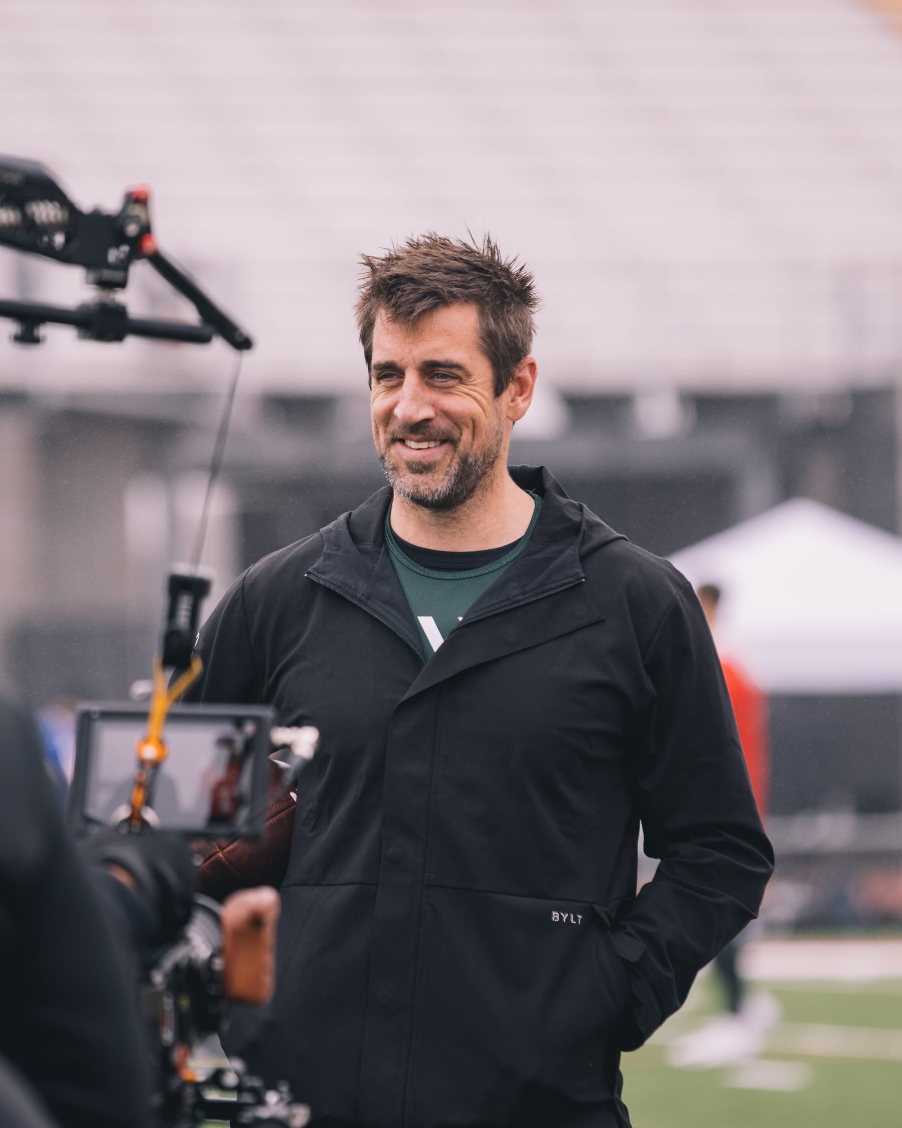 sports ORANGE COUNTY, CA - MARCH 11: Quarterback Aaron Rodgers at Celebrity Flag Football Charity Event at Saddleback College on March 11, 2023 in Orange County, CA. (Photo by Aubrey Lao/ Getty Images)