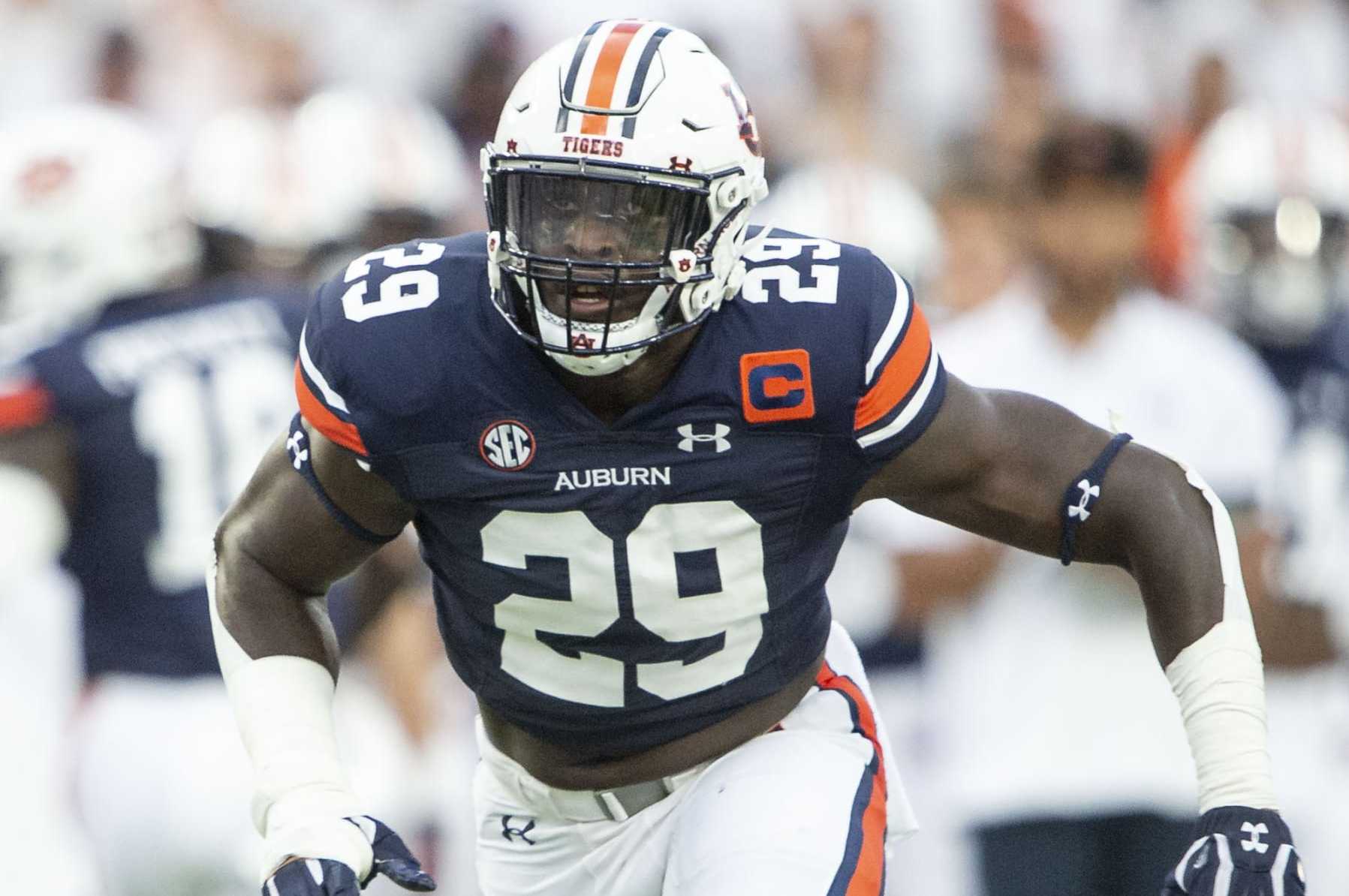 AUBURN, ALABAMA - SEPTEMBER 03: Linebacker Derick Hall #29 of the Auburn Tigers during their game against the Mercer Bears at Jordan-Hare Stadium on September 03, 2022 in Auburn, Alabama. (Photo by Michael Chang/Getty Images)