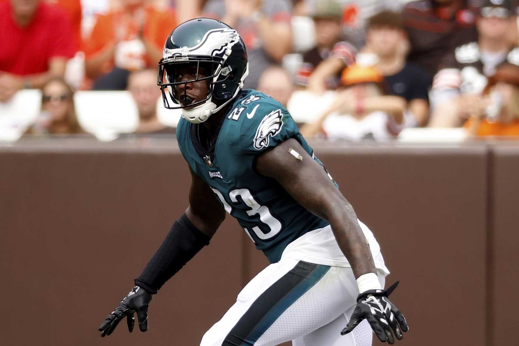 Eagles sign Jaquiski Tartt: Thumbs up or down?