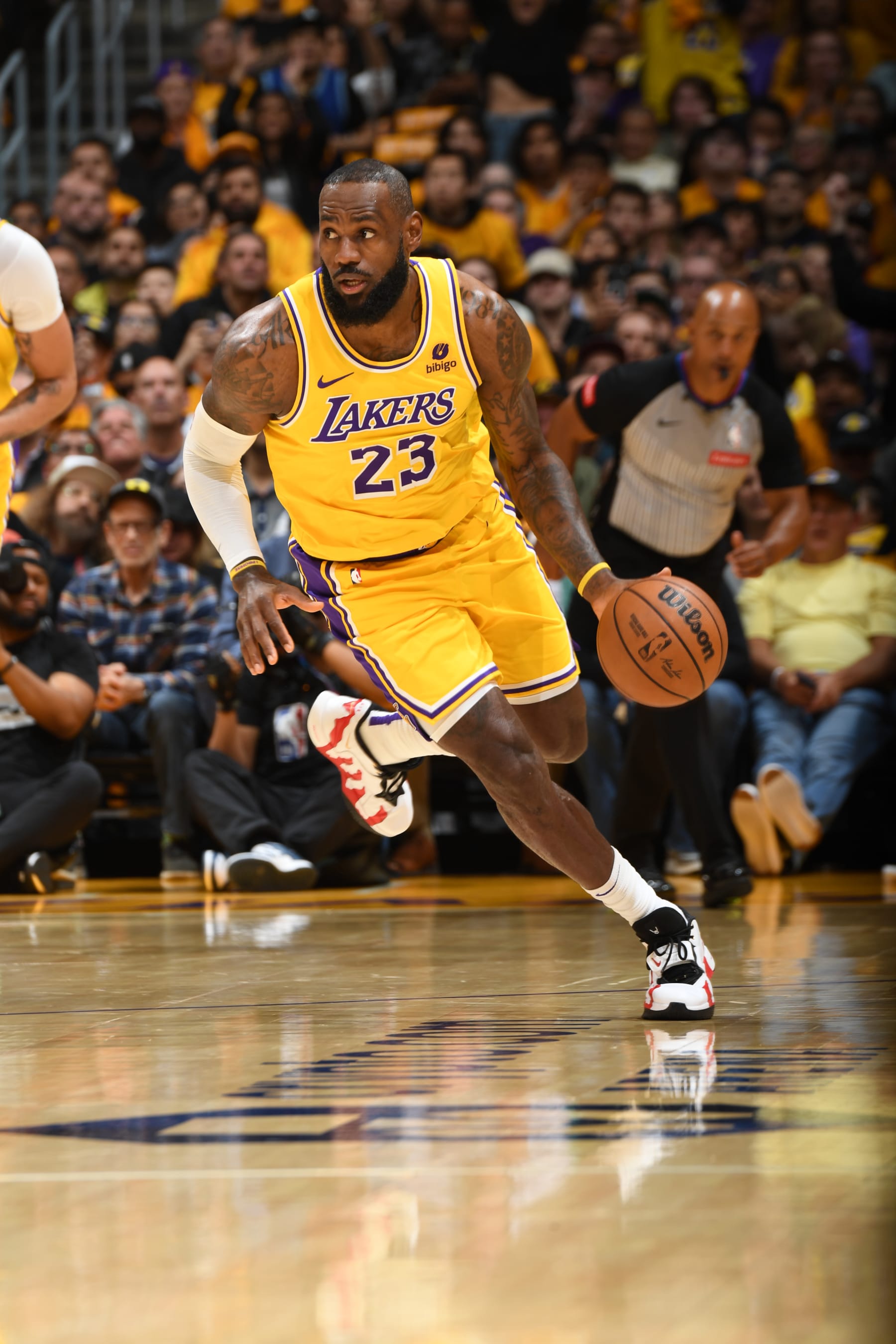 NBA Fans Joke About LeBron James Leaving Lakers After Bronny Pick ...