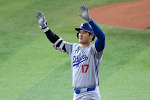 Dodgers' Shohei Ohtani Wows MLB Fans After Becoming 1st Player with 50 HRs, 50 SBs