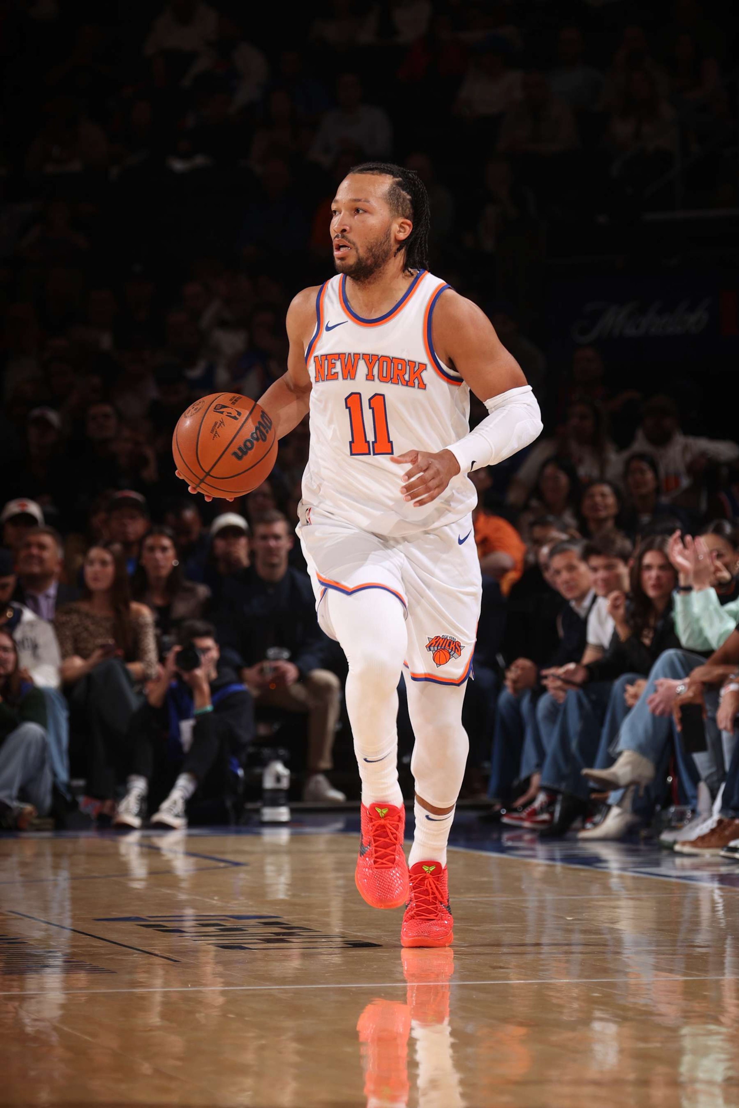 NEW YORK, NY - OCTOBER 9: Jalen Brunson #11 of the New York Knicks dribbles the ball during the game against the Washington Wizards during the 2024 NBA Preseason on October 9, 2024 at Madison Square Garden in New York City, New York.  NOTE TO USER: User expressly acknowledges and agrees that, by downloading and or using this photograph, User is consenting to the terms and conditions of the Getty Images License Agreement. Mandatory Copyright Notice: Copyright 2024 NBAE  (Photo by Nathaniel S. Butler/NBAE via Getty Images)