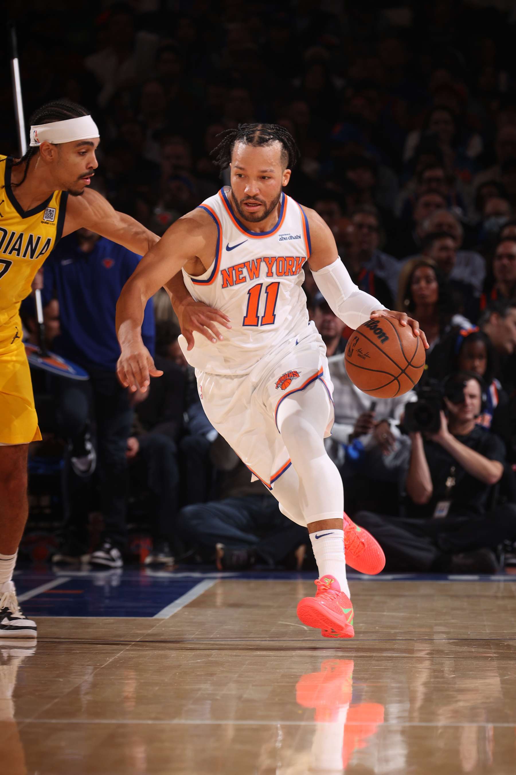 NEW YORK, NY - OCTOBER 25: Jalen Brunson #11 of the New York Knicks dribbles the ball during the game against the Indiana Pacers on October 25, 2024 at Madison Square Garden in New York City, New York. NOTE TO USER: User expressly acknowledges and agrees that, by downloading and or using this photograph, User is consenting to the terms and conditions of the Getty Images License Agreement. Mandatory Copyright Notice: Copyright 2024 NBAE (Photo by David L. Nemec/NBAE via Getty Images)