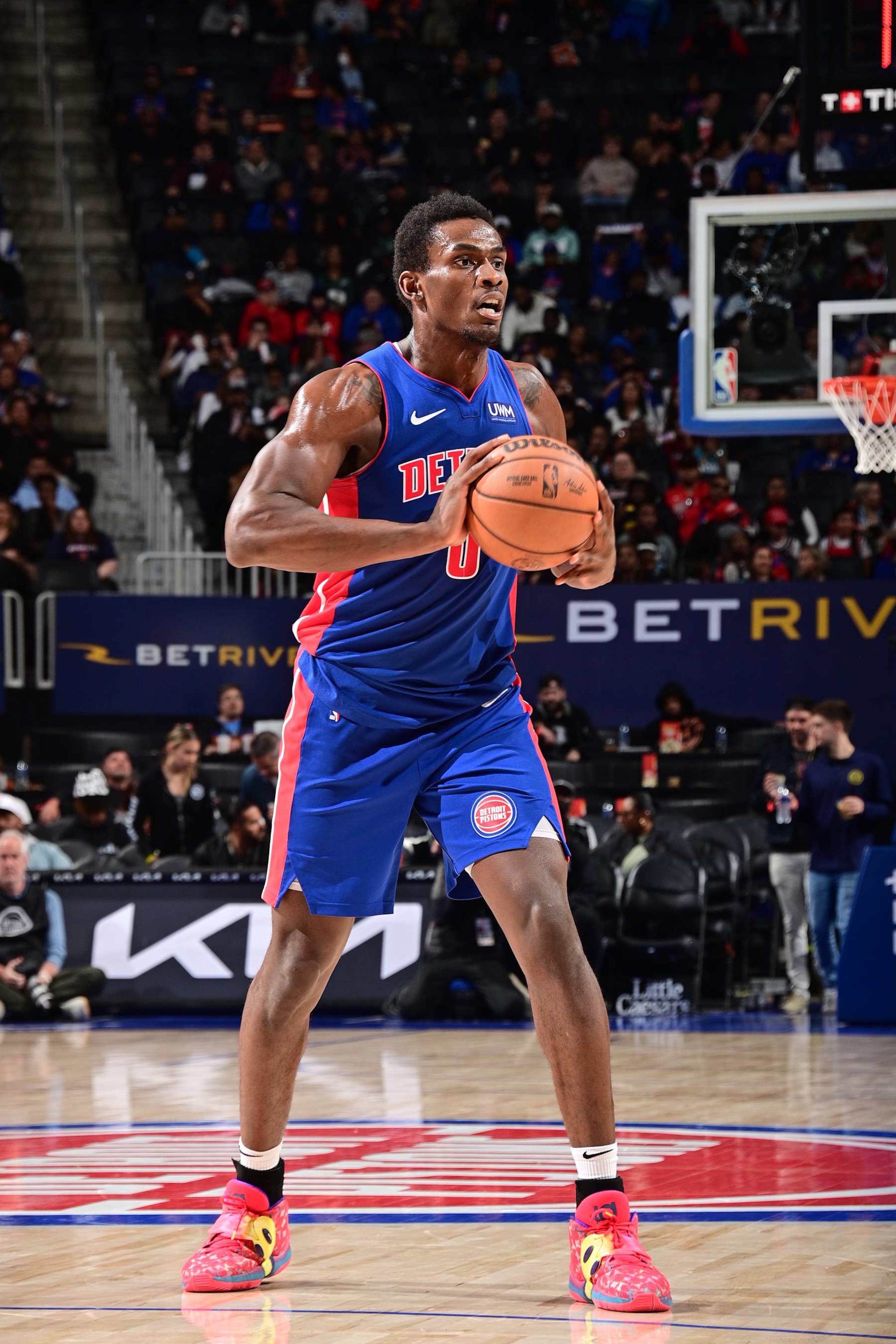 DETROIT, MI - APRIL 11: Jalen Duren #0 of the Detroit Pistons looks to pass the ball during the game against the Chicago Bulls on April 11, 2024 at Little Caesars Arena in Detroit, Michigan. NOTE TO USER: User expressly acknowledges and agrees that, by downloading and/or using this photograph, User is consenting to the terms and conditions of the Getty Images License Agreement. Mandatory Copyright Notice: Copyright 2024 NBAE (Photo by Chris Schwegler/NBAE via Getty Images)