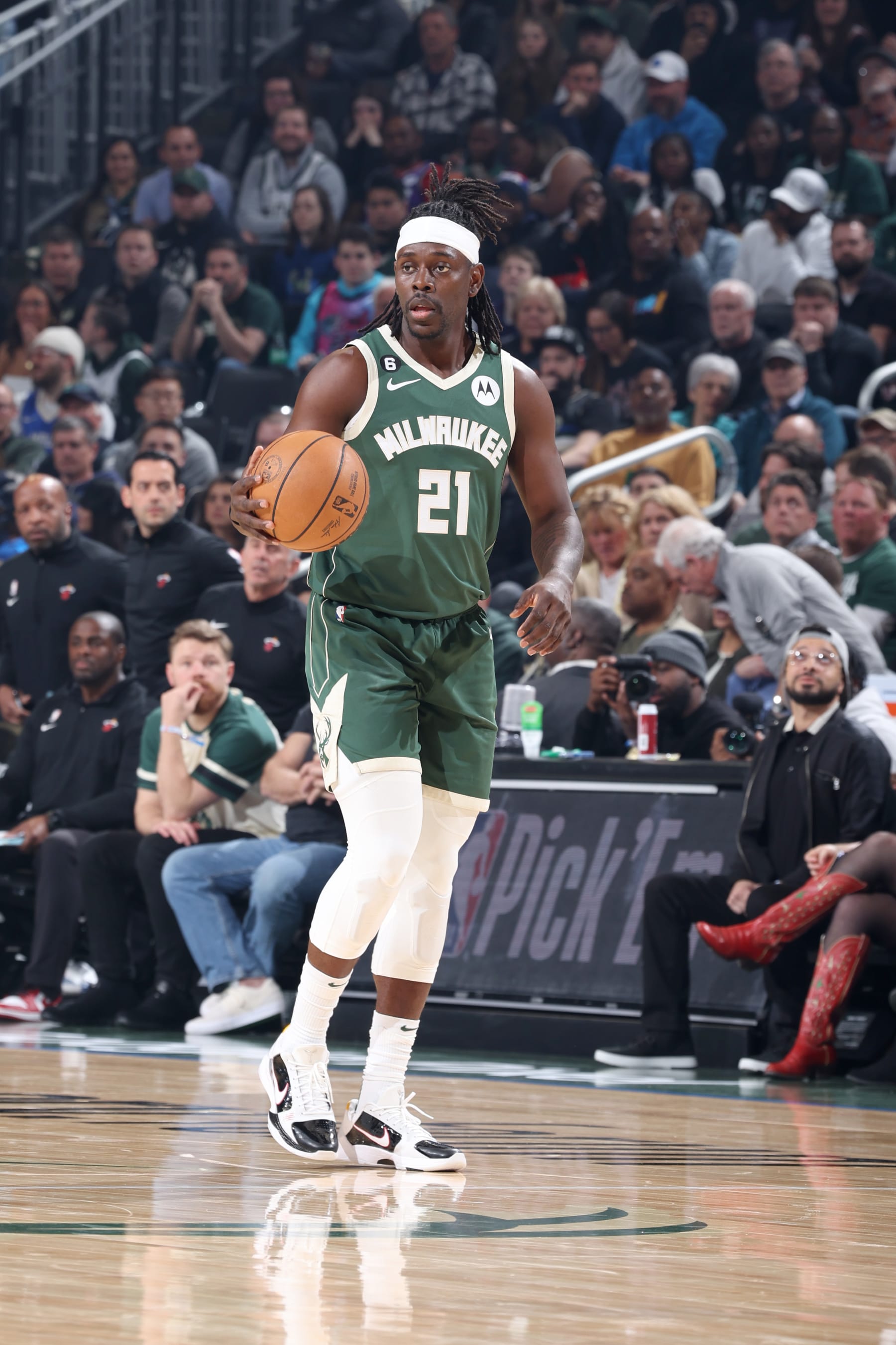 NBA Trade Rumors: Jrue Holiday Unlikely to Land with Celtics amid