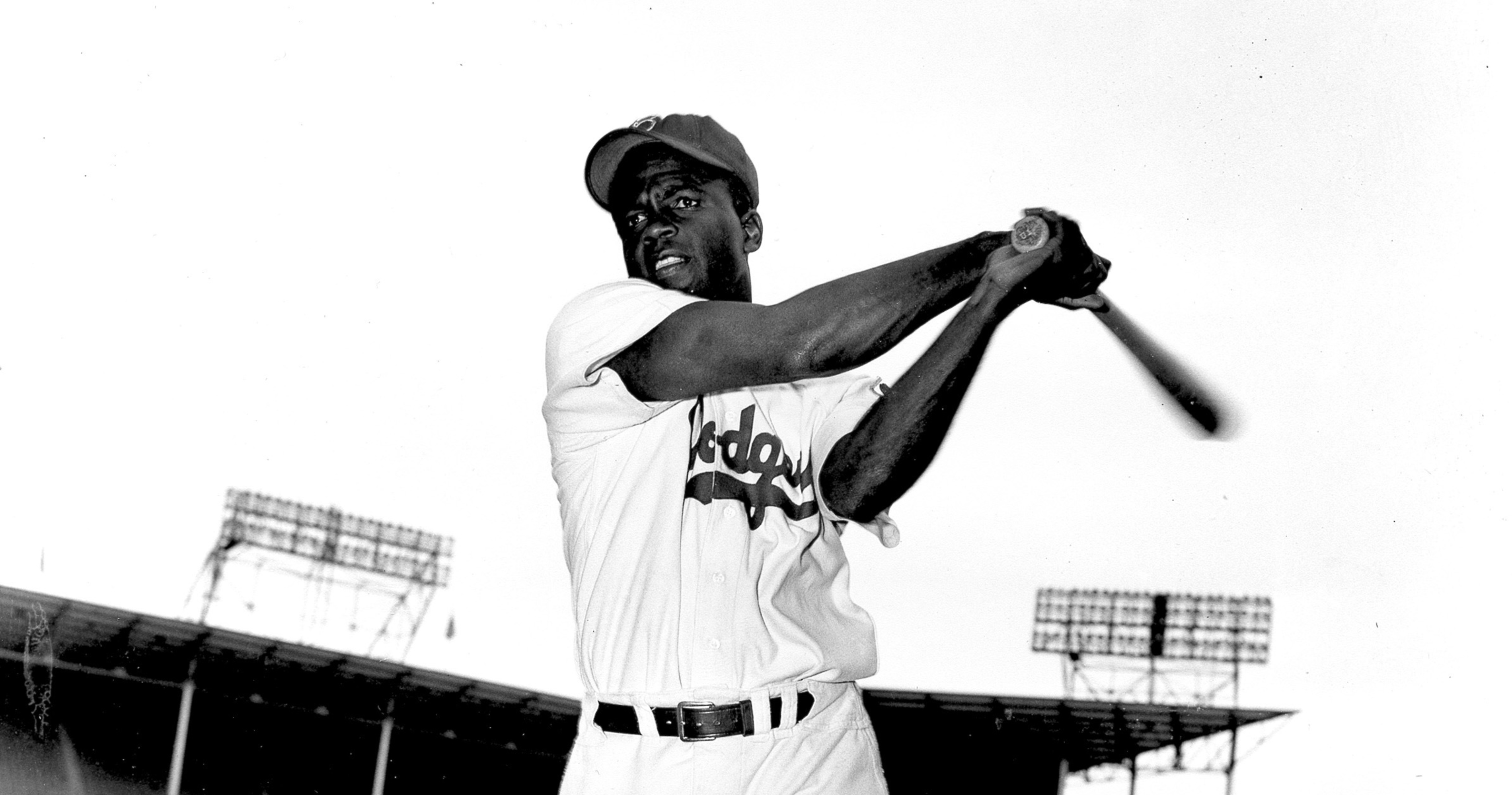 Jackie Robinson's All-Star Bat Fetches $1.08M at Auction
