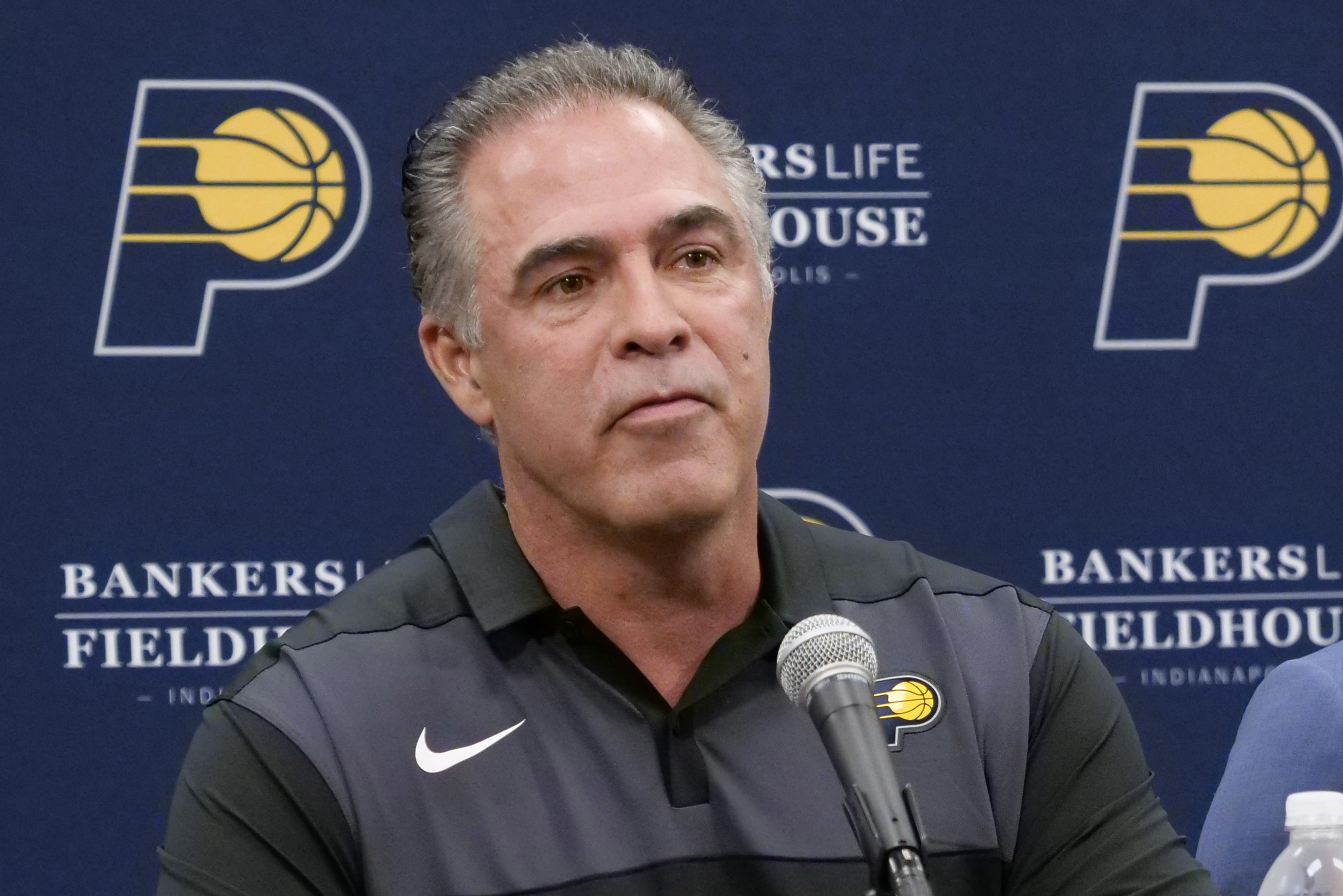 INDIANAPOLIS - JULY 8: Malcolm Brogdon #7 of the Indiana Pacers is introduced by Owner Kevin Pritchard of the Indiana Pacers during a press conference after signing a free agent contract with the Indiana Pacers at Bankers Life Fieldhouse on July 8, 2019 in Indianapolis, Indiana.  NOTE TO USER: User expressly acknowledges and agrees that, by downloading and or using this Photograph, user is consenting to the terms and condition of the Getty Images License Agreement. Mandatory Copyright Notice: 2019 NBAE  (Photo by Ron Hoskins/NBAE via Getty Images)