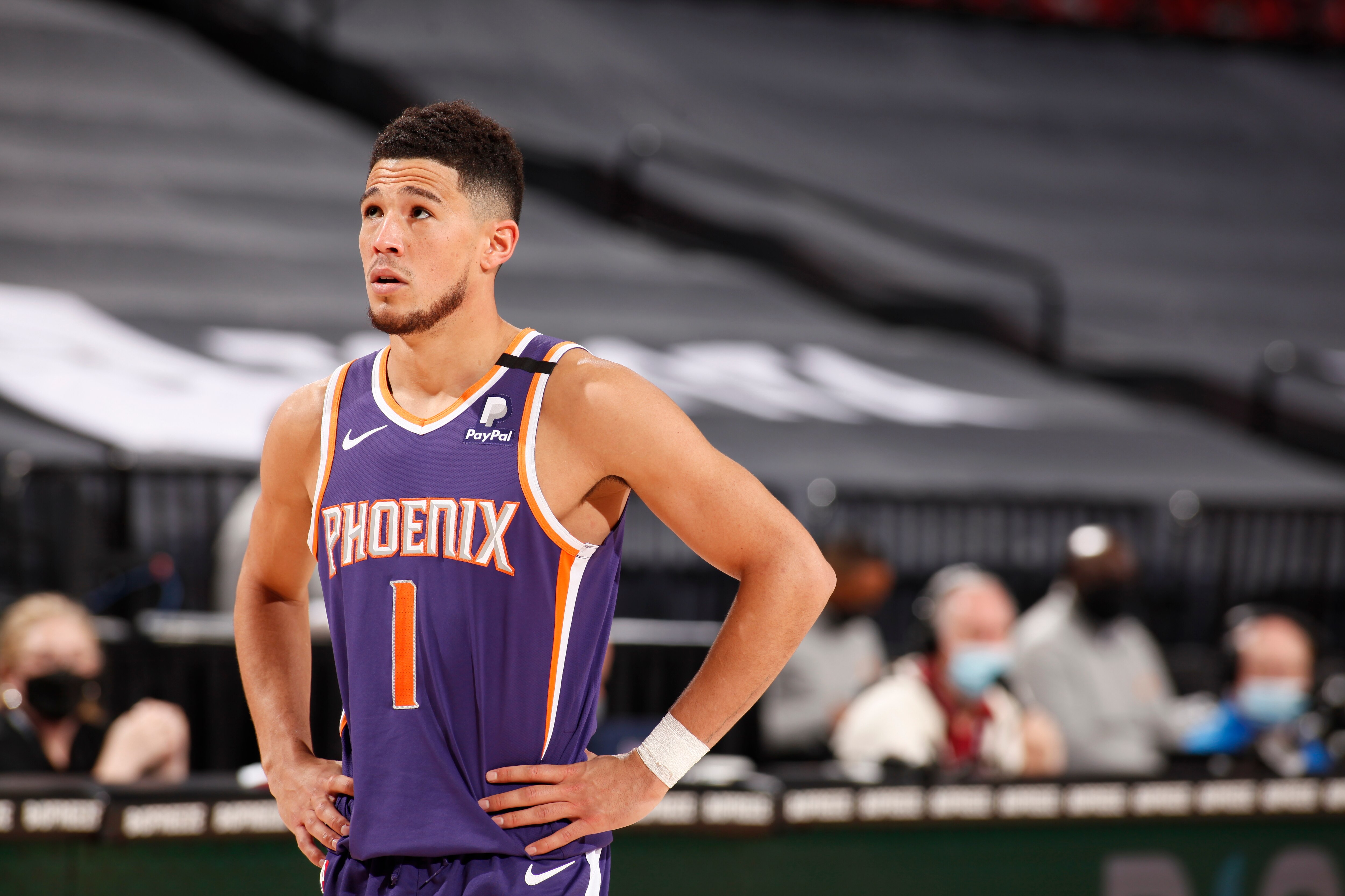 Suns’ Devin Booker Says He ‘Should Never Be Compared’ to Lakers Legend
