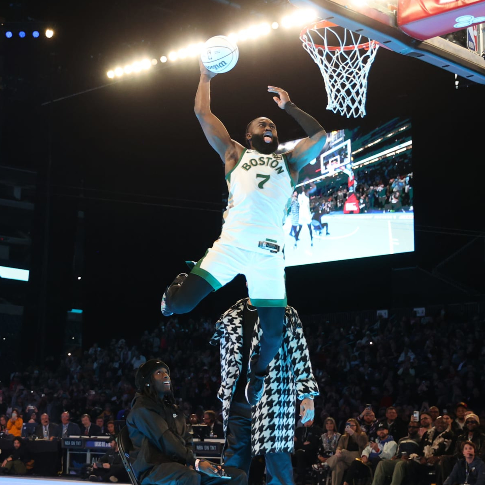 Celtics' Jaylen Brown Open to Competing in 2025 NBA Dunk Contest to  'Redeem' Himself | News, Scores, Highlights, Stats, and Rumors | Bleacher  Report