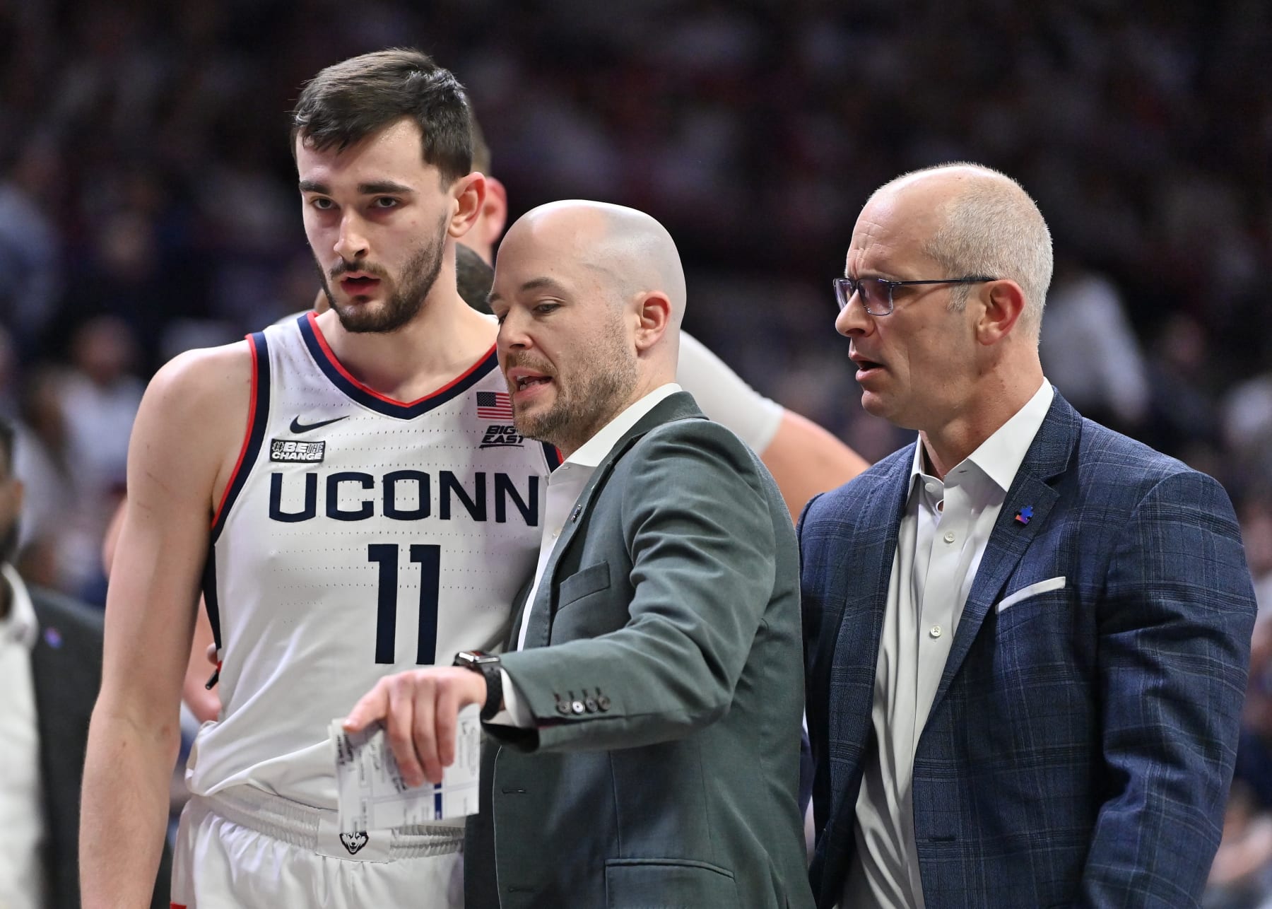 AP College Basketball Poll 2024: Complete Week 17 Men's Rankings ...