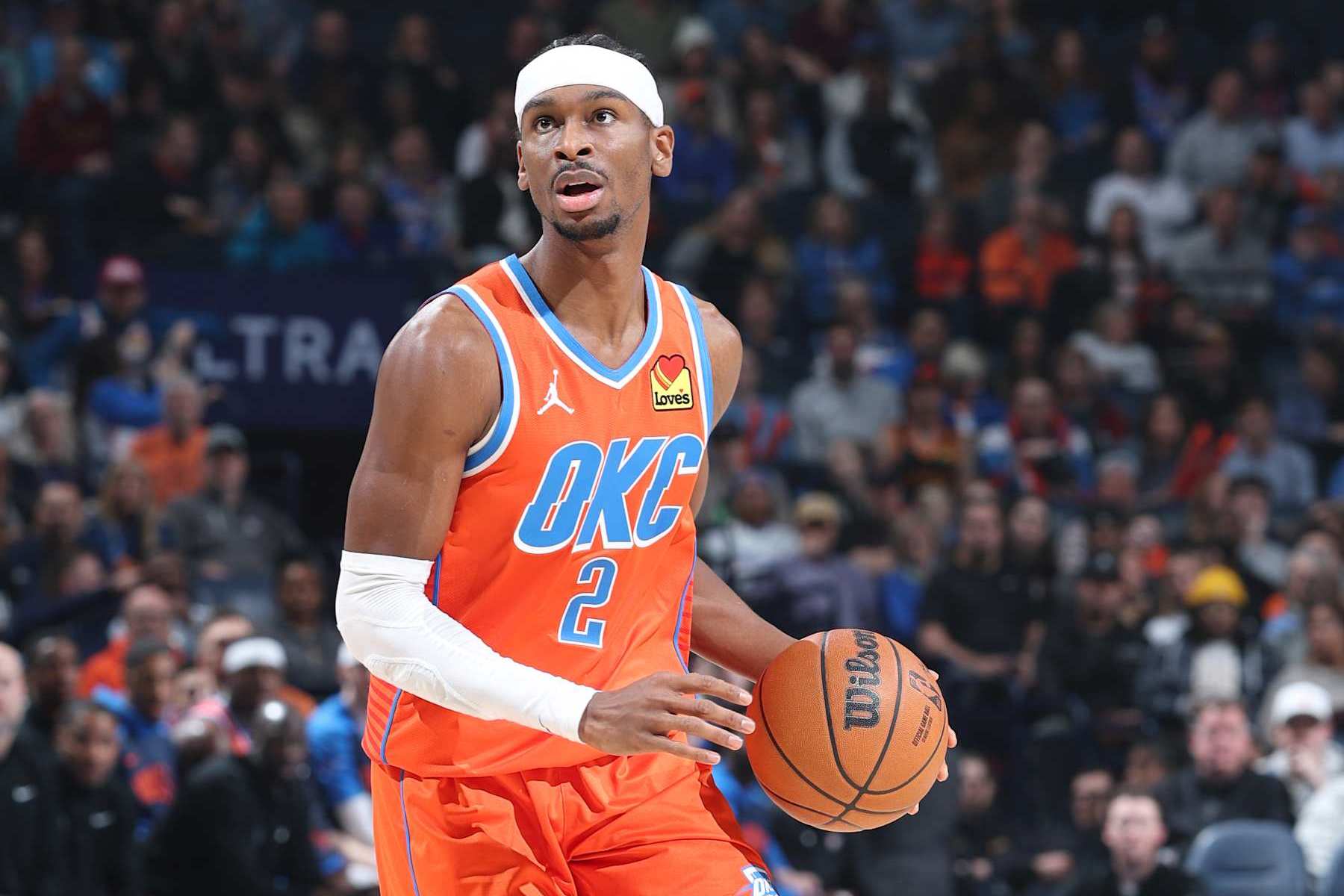OKLAHOMA CITY, OK - JANUARY 16: Shai Gilgeous-Alexander #2 of the Oklahoma City Thunder dribbles the ball during the game against the Cleveland Cavaliers on January 16, 2025 at Paycom Center in Oklahoma City, Oklahoma. NOTE TO USER: User expressly acknowledges and agrees that, by downloading and or using this photograph, User is consenting to the terms and conditions of the Getty Images License Agreement. Mandatory Copyright Notice: Copyright 2025 NBAE (Photo by Jeff Haynes/NBAE via Getty Images)