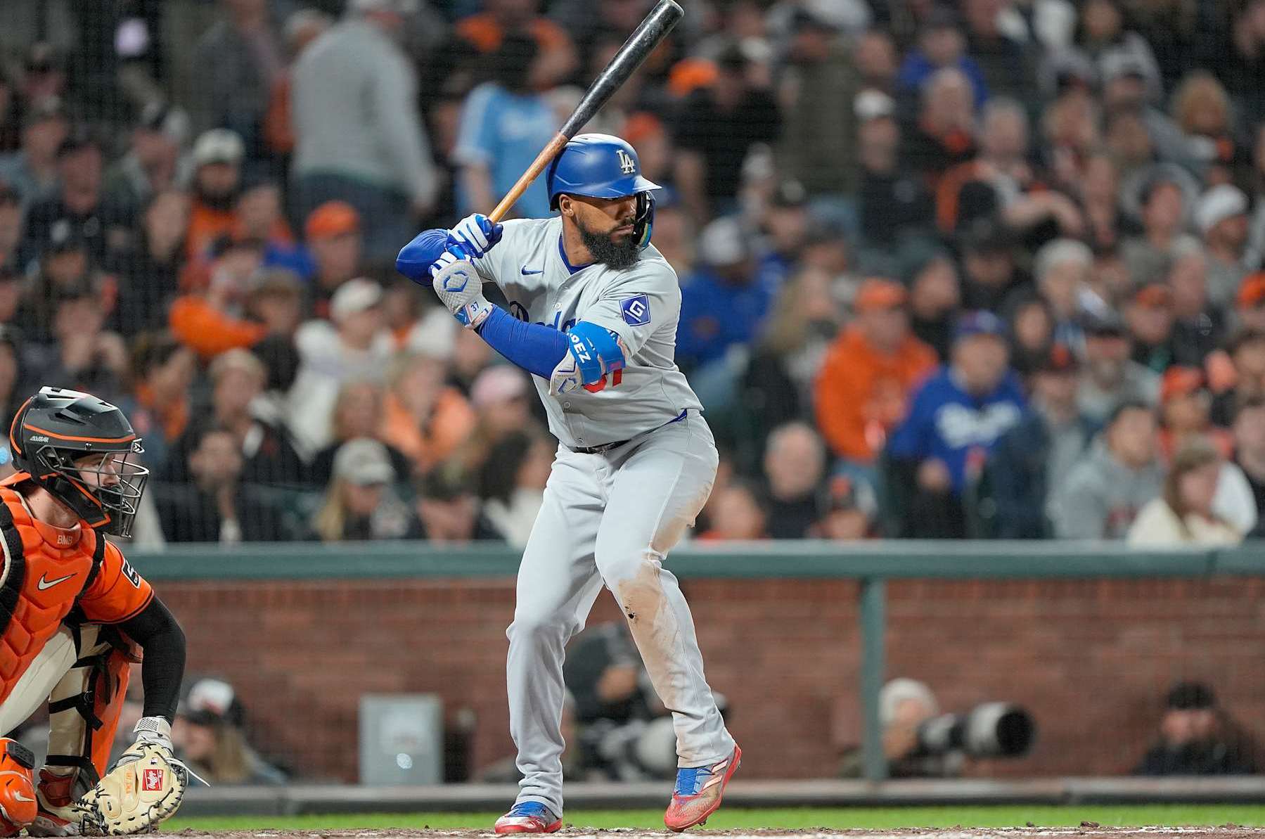 SAN FRANCISCO, CALIFORNIA - JUNE 28: Teoscar Hernández #37 of the Los Angeles Dodgers bats against the San Francisco Giants in the top of the eighth inning at Oracle Park on June 28, 2024 in San Francisco, California. (Photo by Thearon W. Henderson/Getty Images)