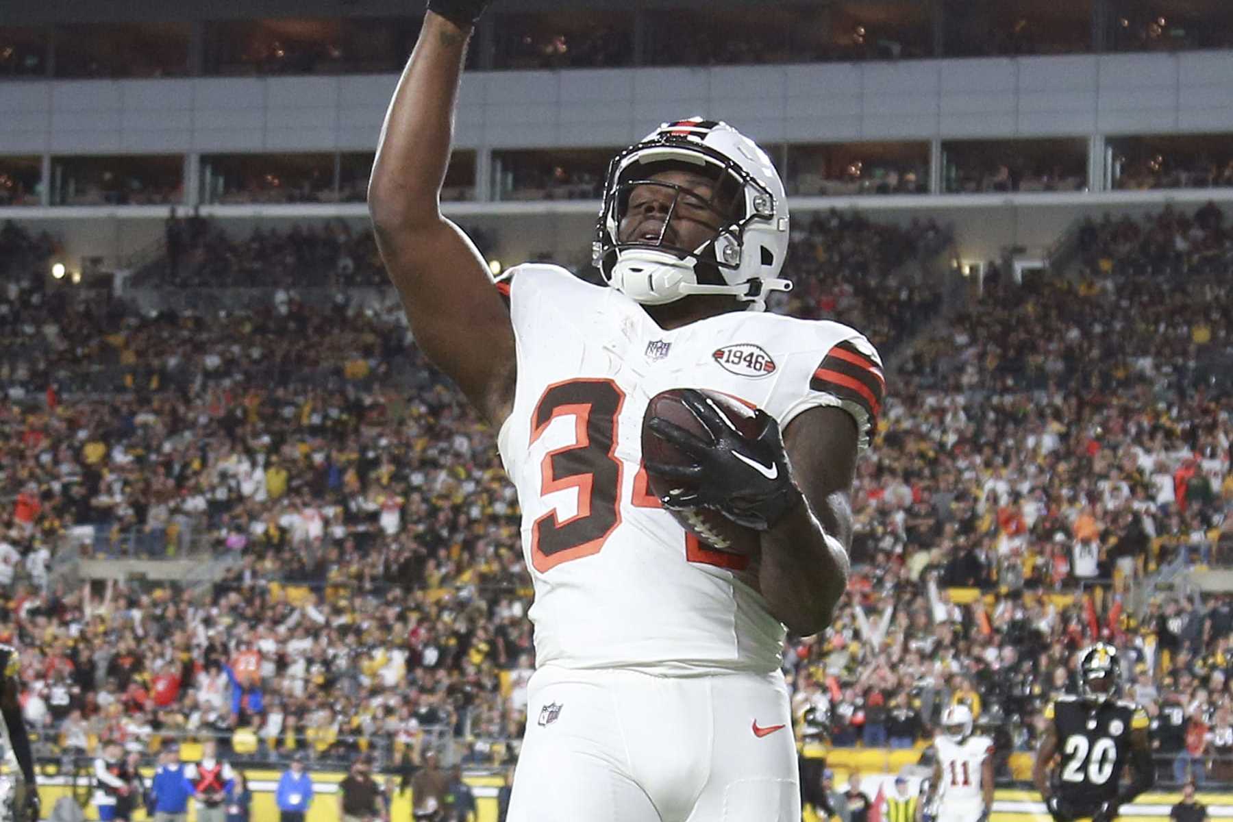 2023 Fantasy Football Waiver Wire Week 3: Jerome Ford & Tank Dell are Top  Picks