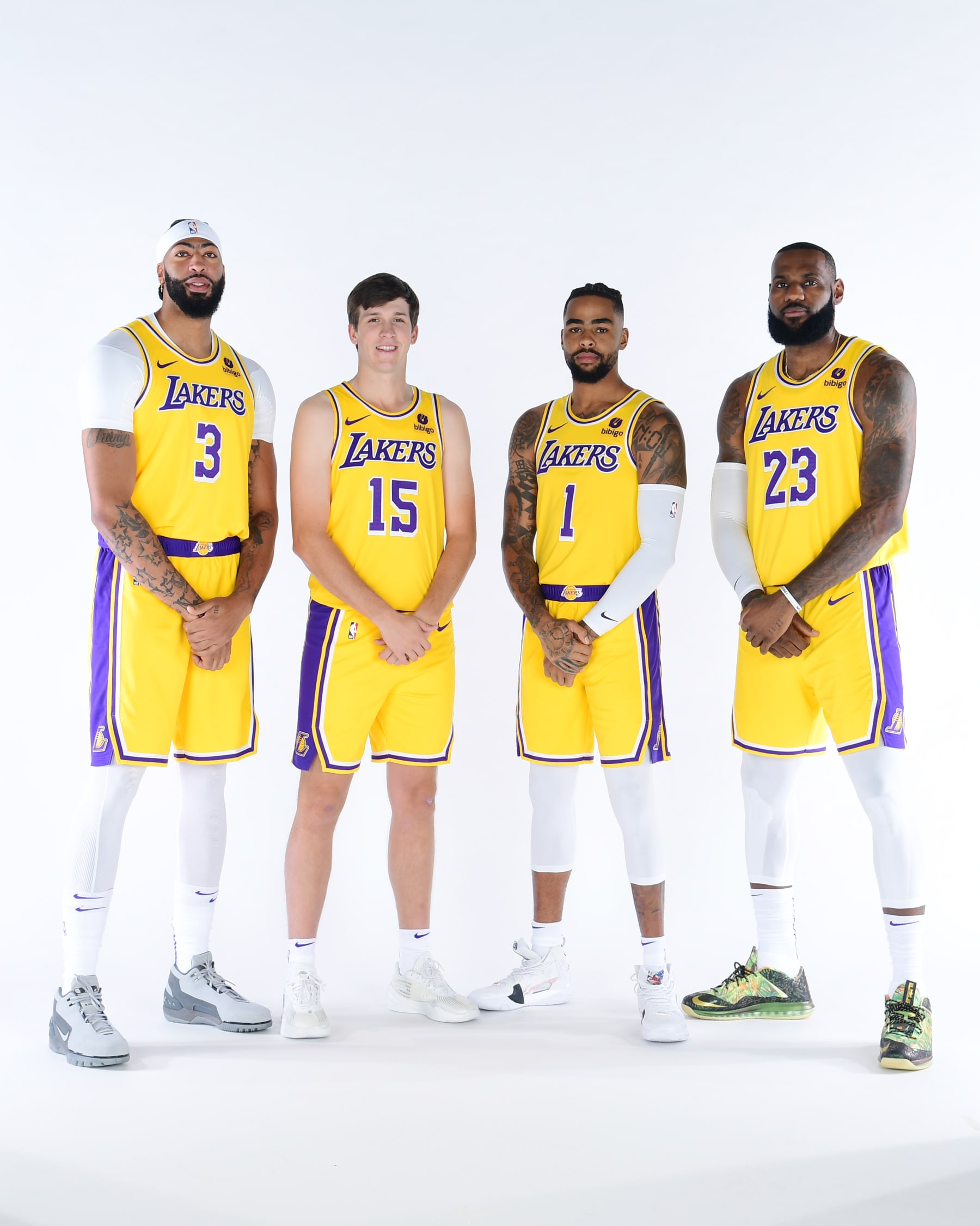 Lakers' Way-Too-Early Overreactions After 1st Week of 2023-24 Season