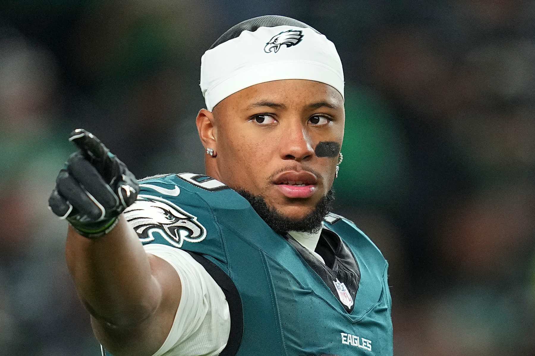 PHILADELPHIA, PENNSYLVANIA - NOVEMBER 14: Saquon Barkley #26 of the Philadelphia Eagles looks on prior to the game against the Washington Commanders at Lincoln Financial Field on November 14, 2024 in Philadelphia, Pennsylvania. (Photo by Mitchell Leff/Getty Images)