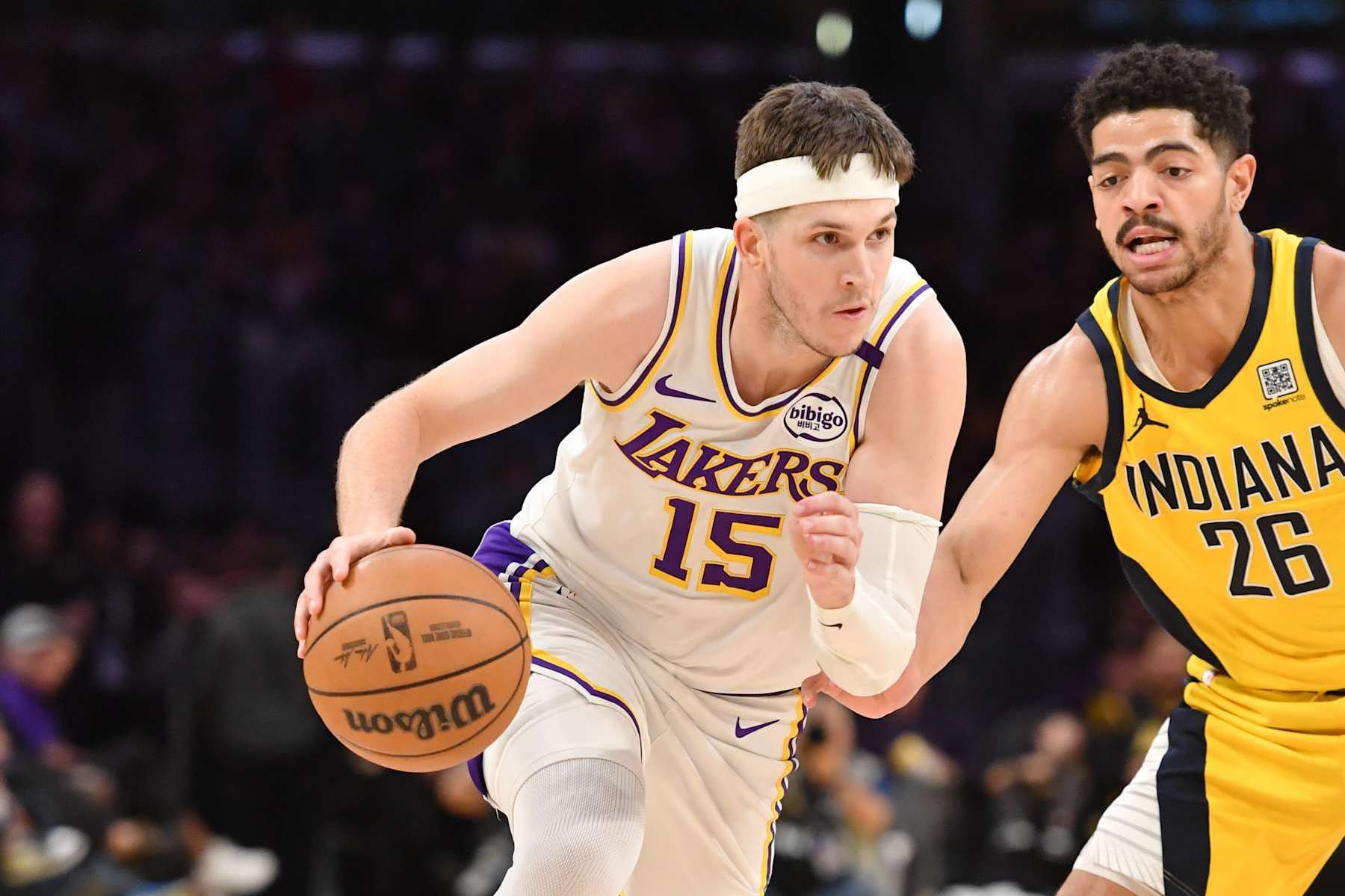 LOS ANGELES, CA - FEBRUARY 8: Austin Reaves #15 of the Los Angeles Lakers drives to the basket during the game against the Indiana Pacers  on February 8, 2025 at Crypto.Com Arena in Los Angeles, California. NOTE TO USER: User expressly acknowledges and agrees that, by downloading and/or using this Photograph, user is consenting to the terms and conditions of the Getty Images License Agreement. Mandatory Copyright Notice: Copyright 2025 NBAE (Photo by Juan Ocampo/NBAE via Getty Images)