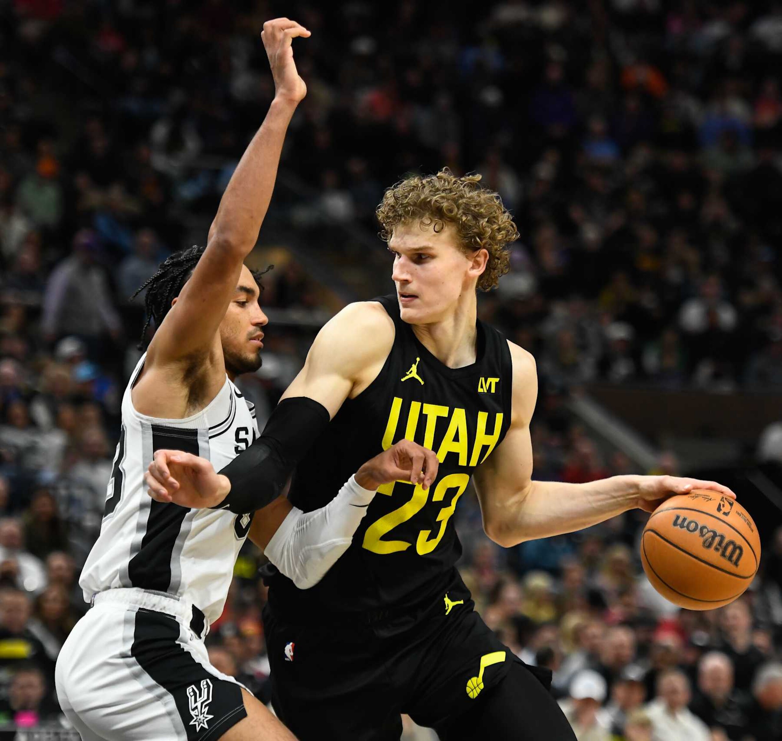 SALT LAKE CITY, UTAH - MARCH 27: Lauri Markkanen #23 of the Utah Jazz in action with Tre Jones #33 of the San Antonio Spurs during the second half of a game at Delta Center on March 27, 2024 in Salt Lake City, Utah. NOTE TO USER: User expressly acknowledges and agrees that, by downloading and or using this photograph, User is consenting to the terms and conditions of the Getty Images License Agreement. (Photo by Alex Goodlett/Getty Images) SALT LAKE CITY, UTAH - MARCH 27: Lauri Markkanen #23 of the Utah Jazz in action with Tre Jones #33 of the San Antonio Spurs during the second half of a game at Delta Center on March 27, 2024 in Salt Lake City, Utah. NOTE TO USER: User expressly acknowledges and agrees that, by downloading and or using this photograph, User is consenting to the terms and conditions of the Getty Images License Agreement. (Photo by Alex Goodlett/Getty Images)