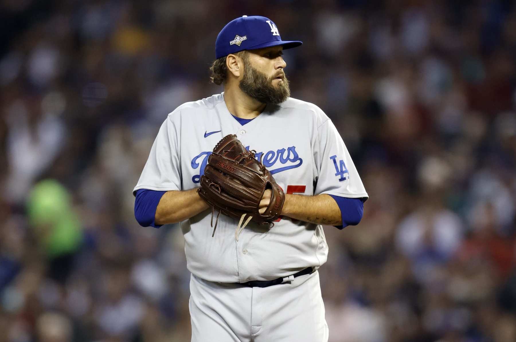 PHOENIX, AZ - OCTOBER 11: Lance Lynn #35 of the Los Angeles Dodgers pitches during Game 3 of the Division Series between the Los Angeles Dodgers and the Arizona Diamondbacks at Chase Field on Wednesday, October 11, 2023 in Phoenix, Arizona. (Photo by Chris Coduto/MLB Photos via Getty Images)