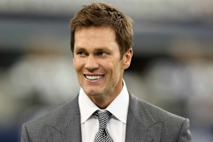 Tom Brady Cleared to Call Raiders Games as Fox Analyst After NFL Ownership Approval