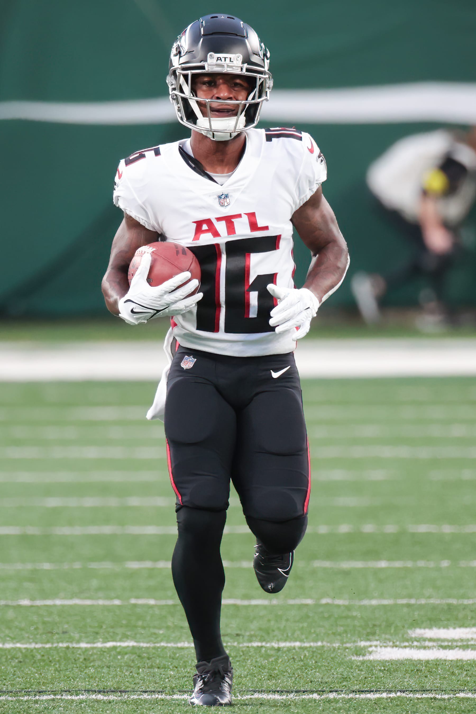 Cameron Batson Released by Falcons After Arrest on 5 Charges, Including Assault
